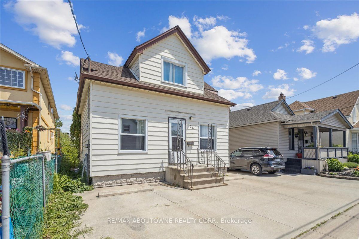26 Vine Street S
