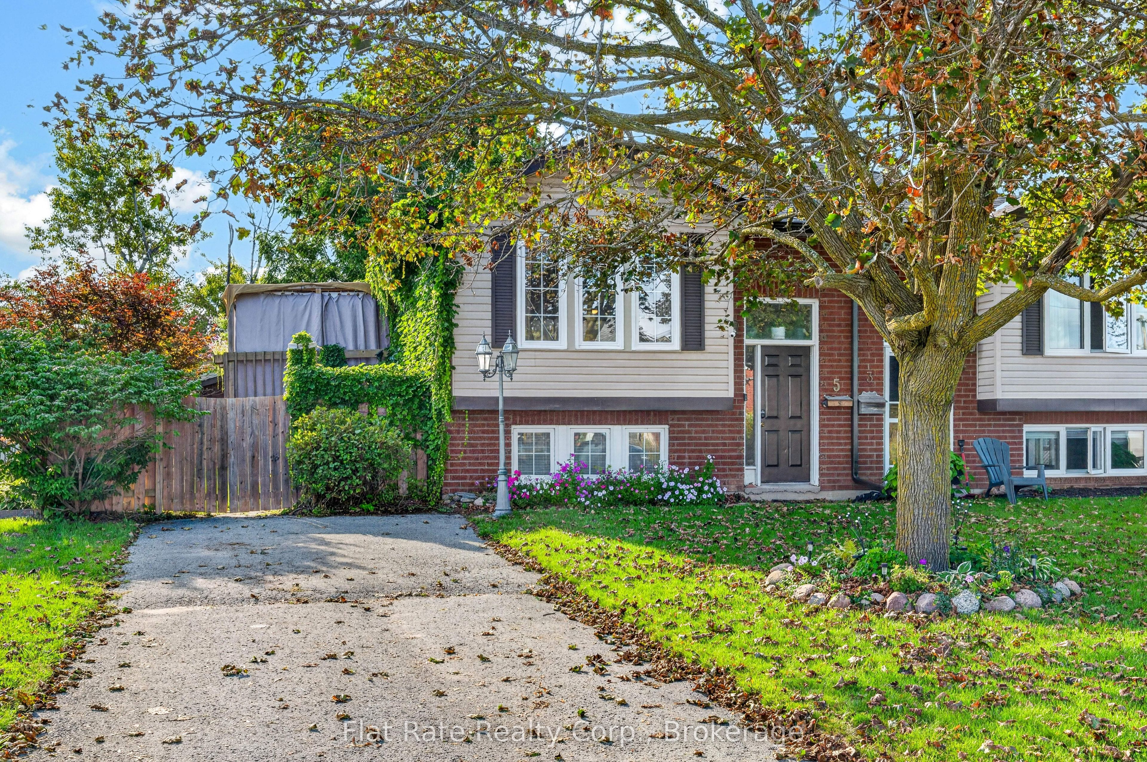 5 Hudspeth Court Property Photo 1