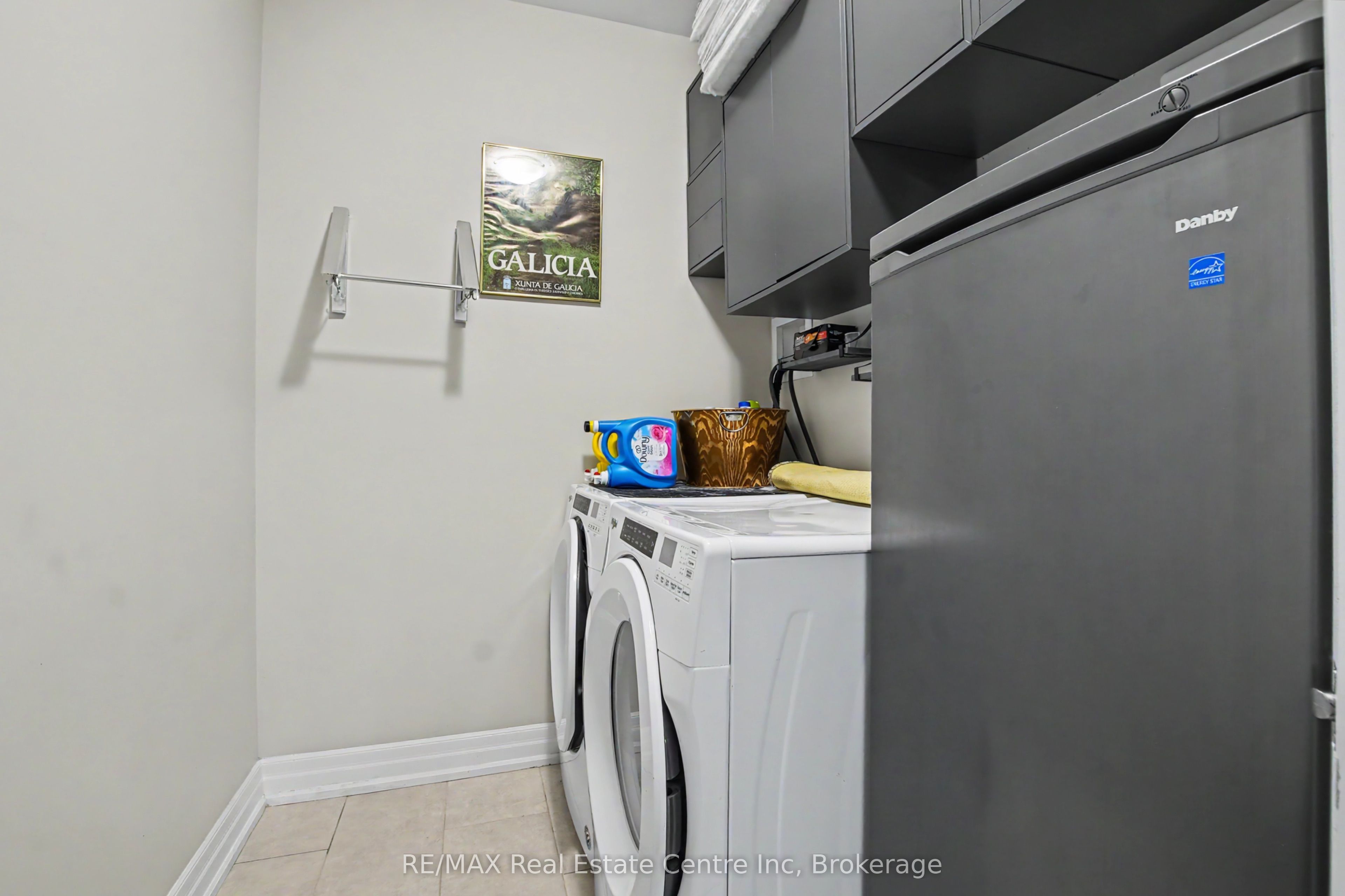 1878 Gordon Street 401 Property Photo 20