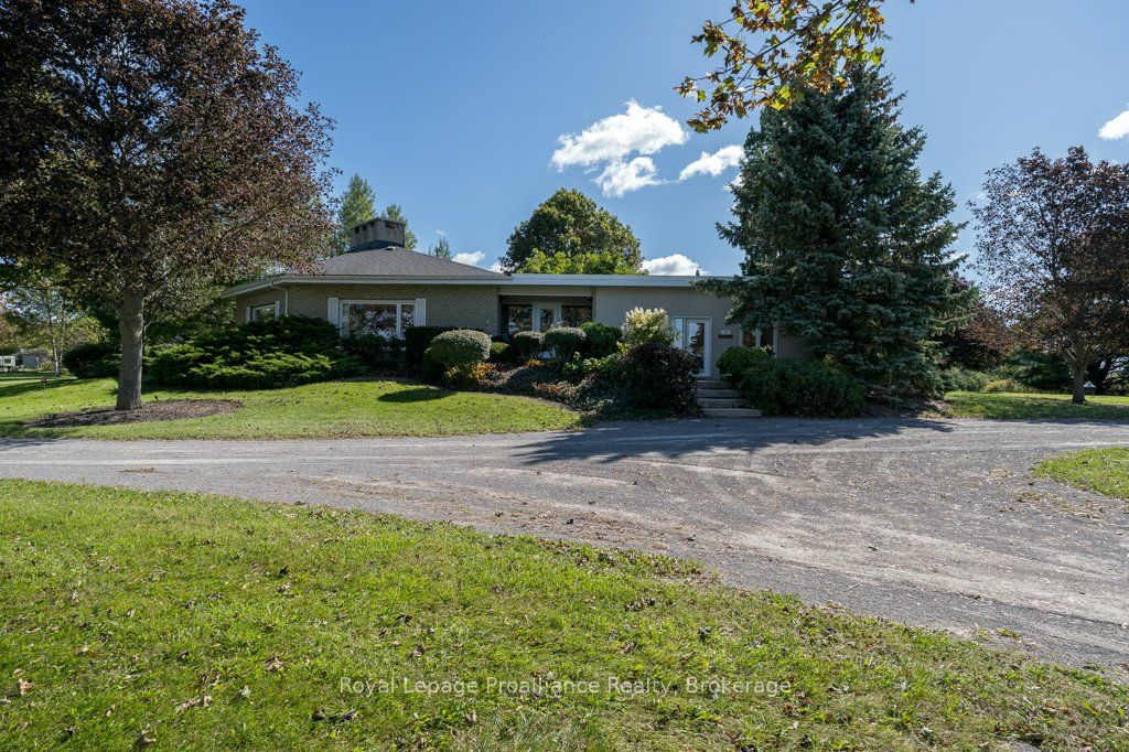 2355 County Rd 3 Property Photo 5