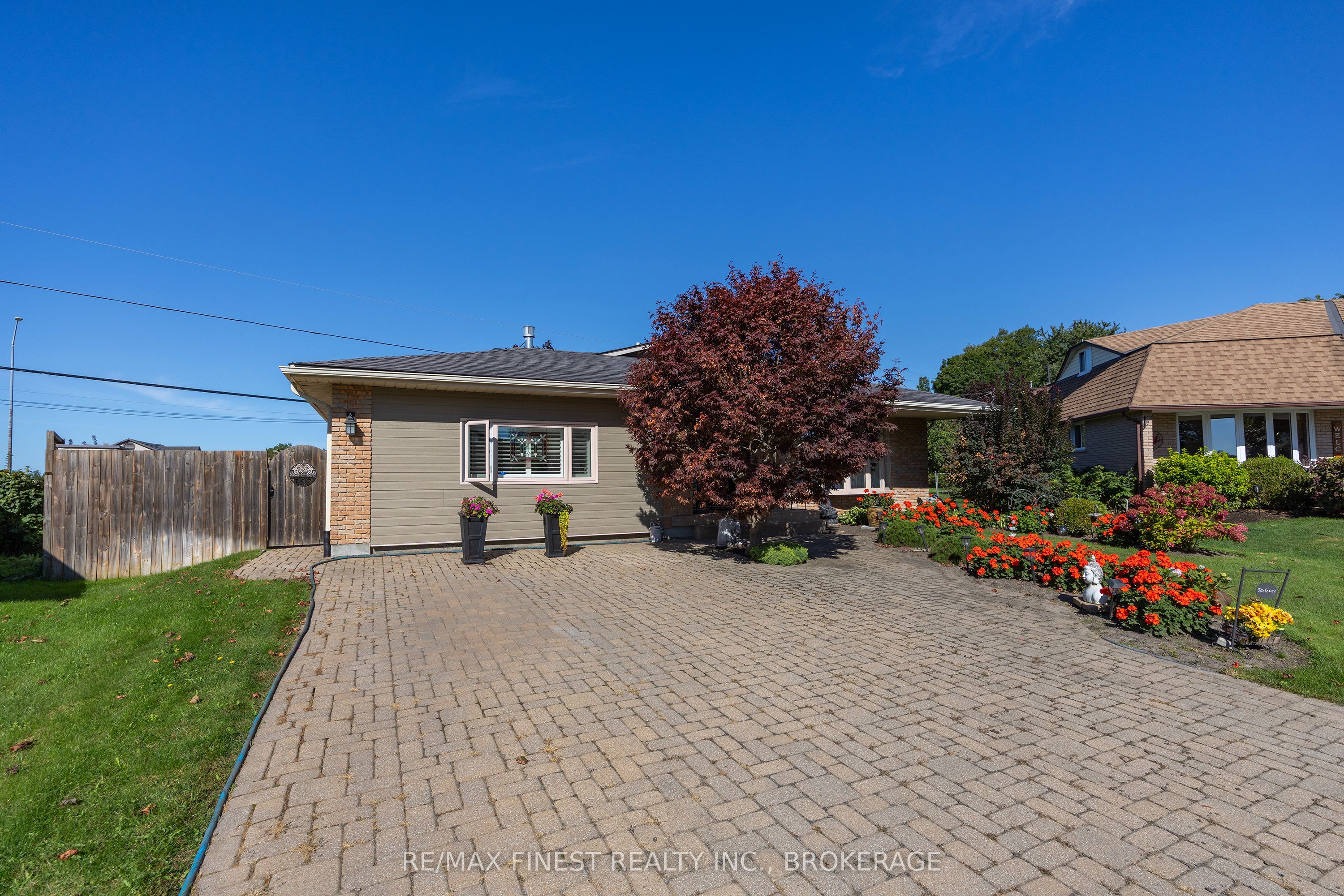 935 Brodie Avenue Property Photo 3