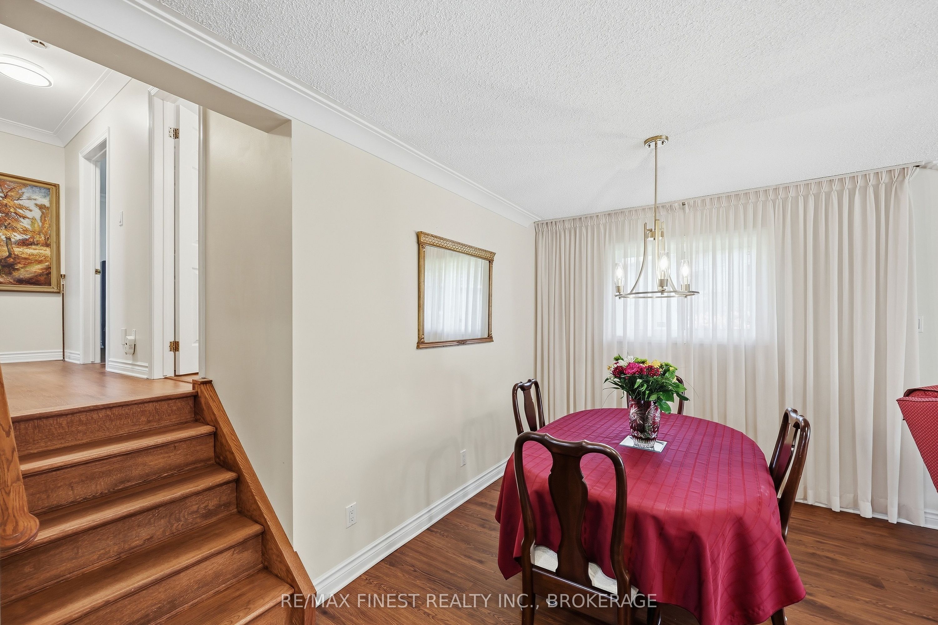 935 Brodie Avenue Property Photo 21