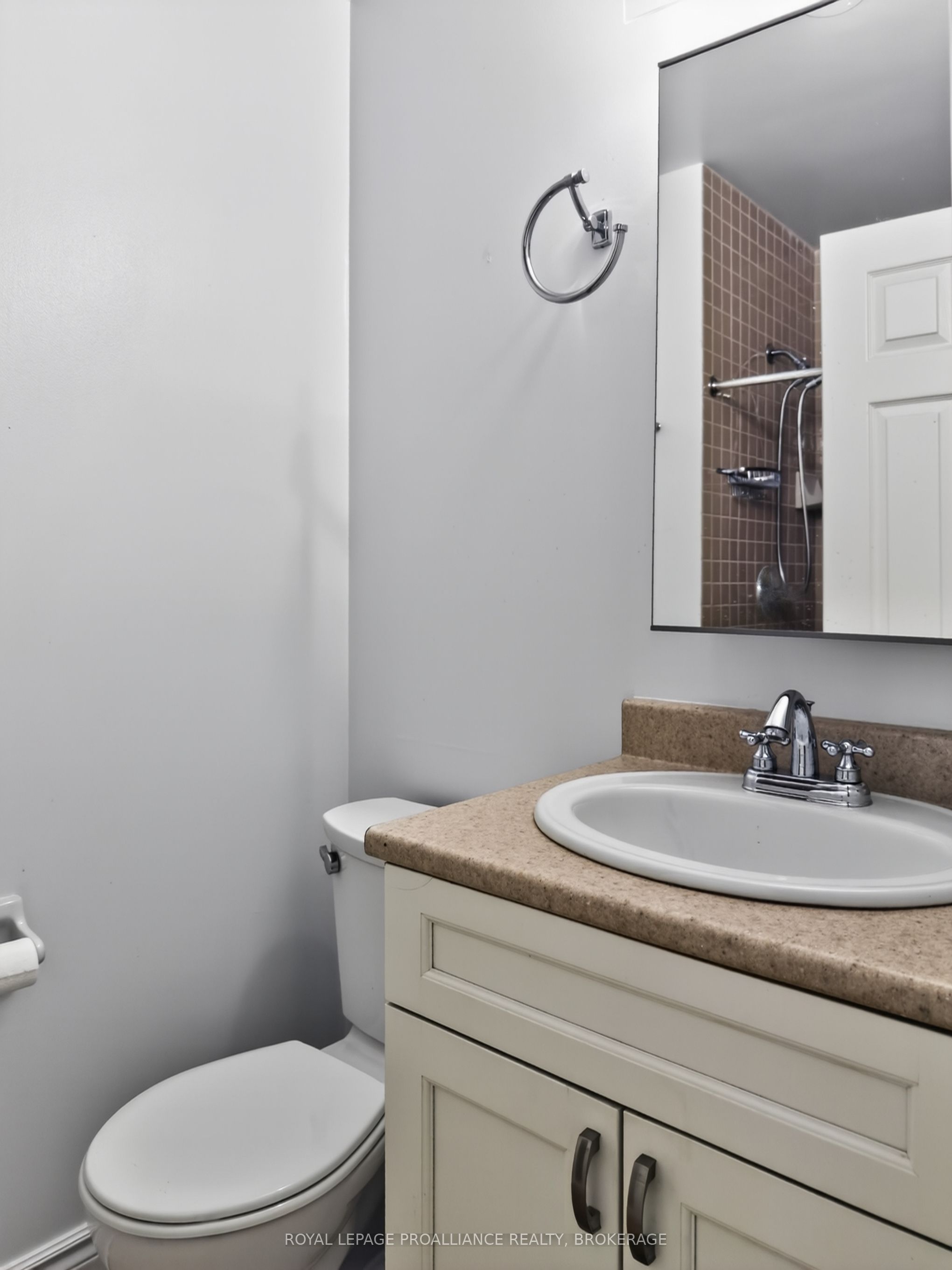 20 Gore Street 402 Property Photo 22