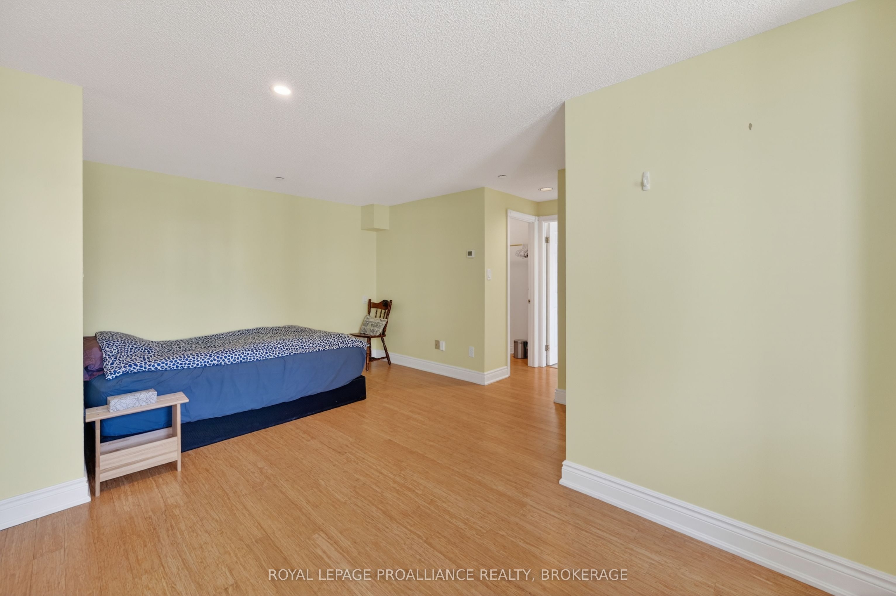 20 Gore Street 402 Property Photo 28