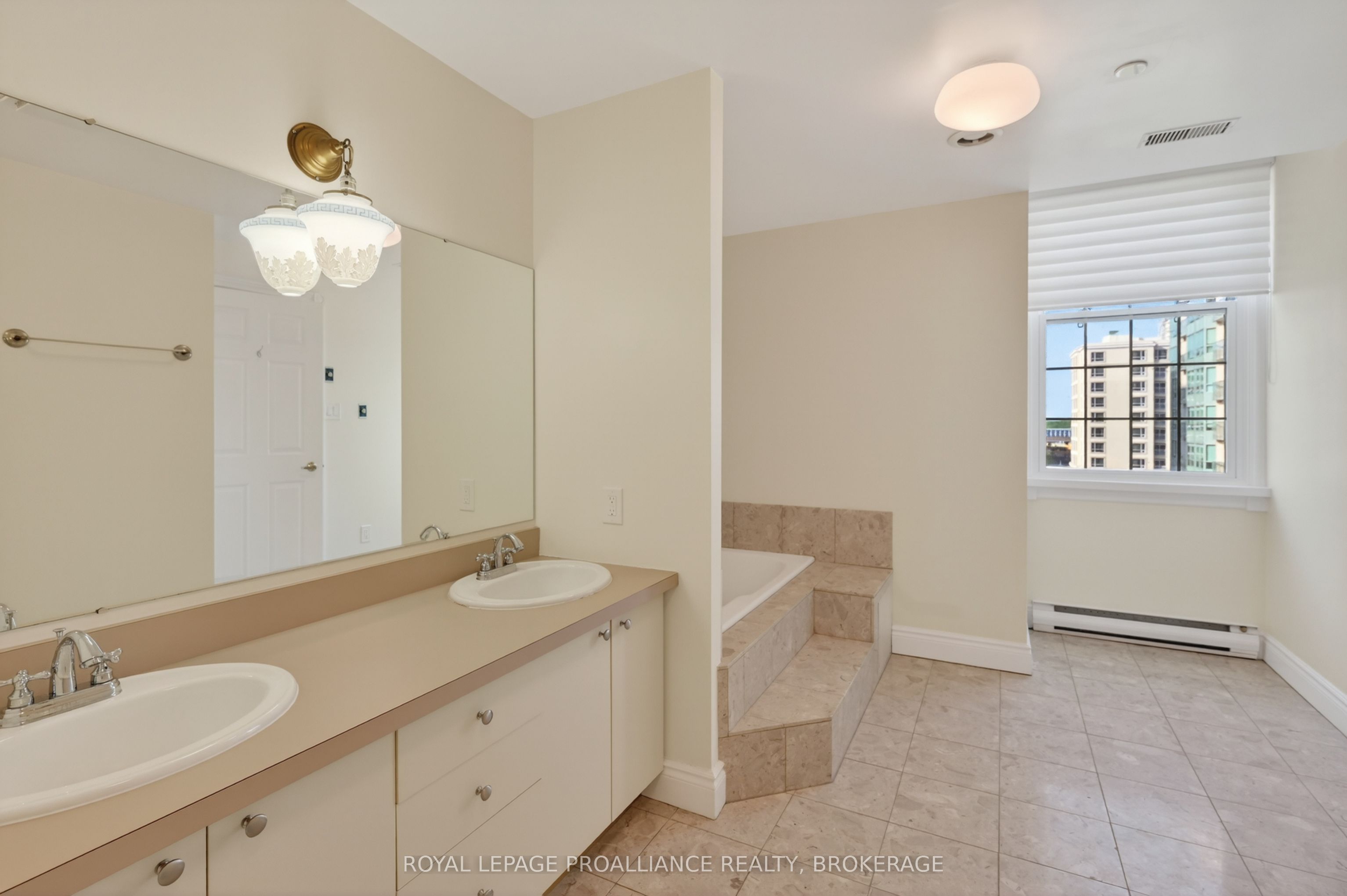 20 Gore Street 402 Property Photo 30