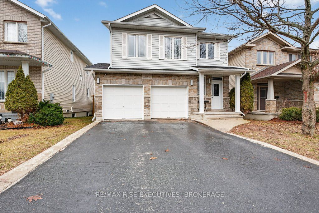 1543 Providence Crescent Property Photo 1