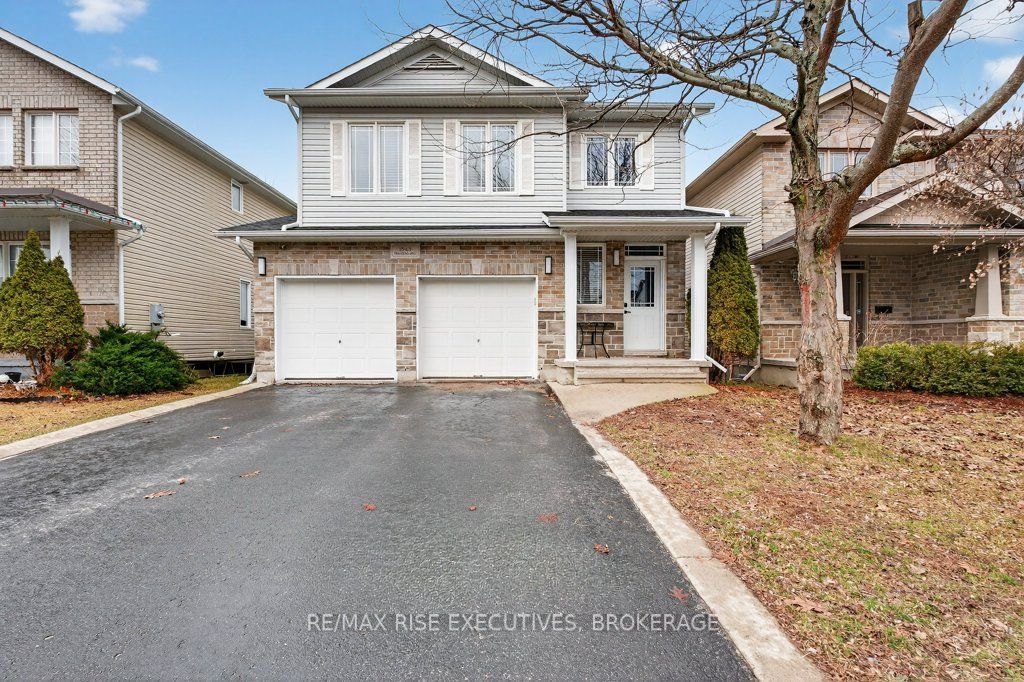1543 Providence Crescent Property Photo 2