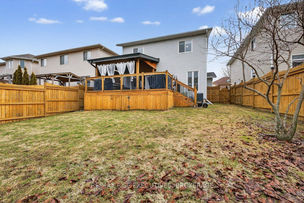 1543 Providence Crescent Property Photo 35