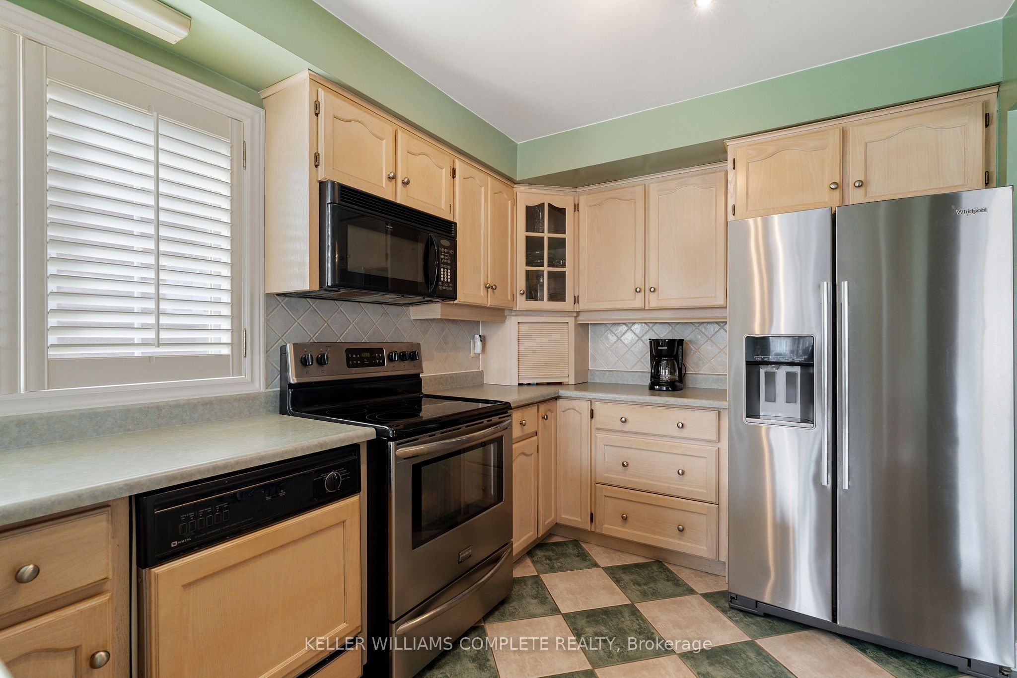 85 Edgewater Drive 10 Property Photo 14