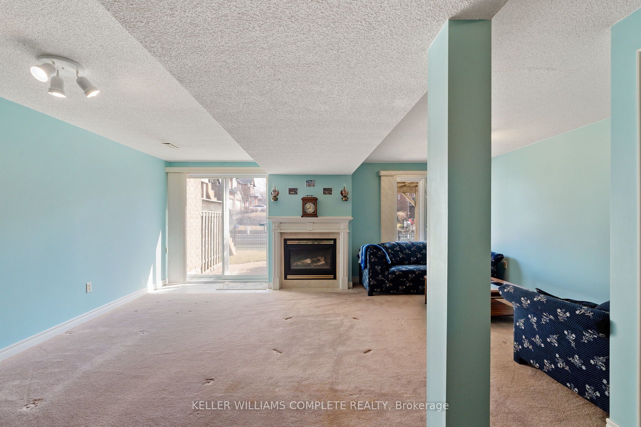 85 Edgewater Drive 10 Property Photo 32