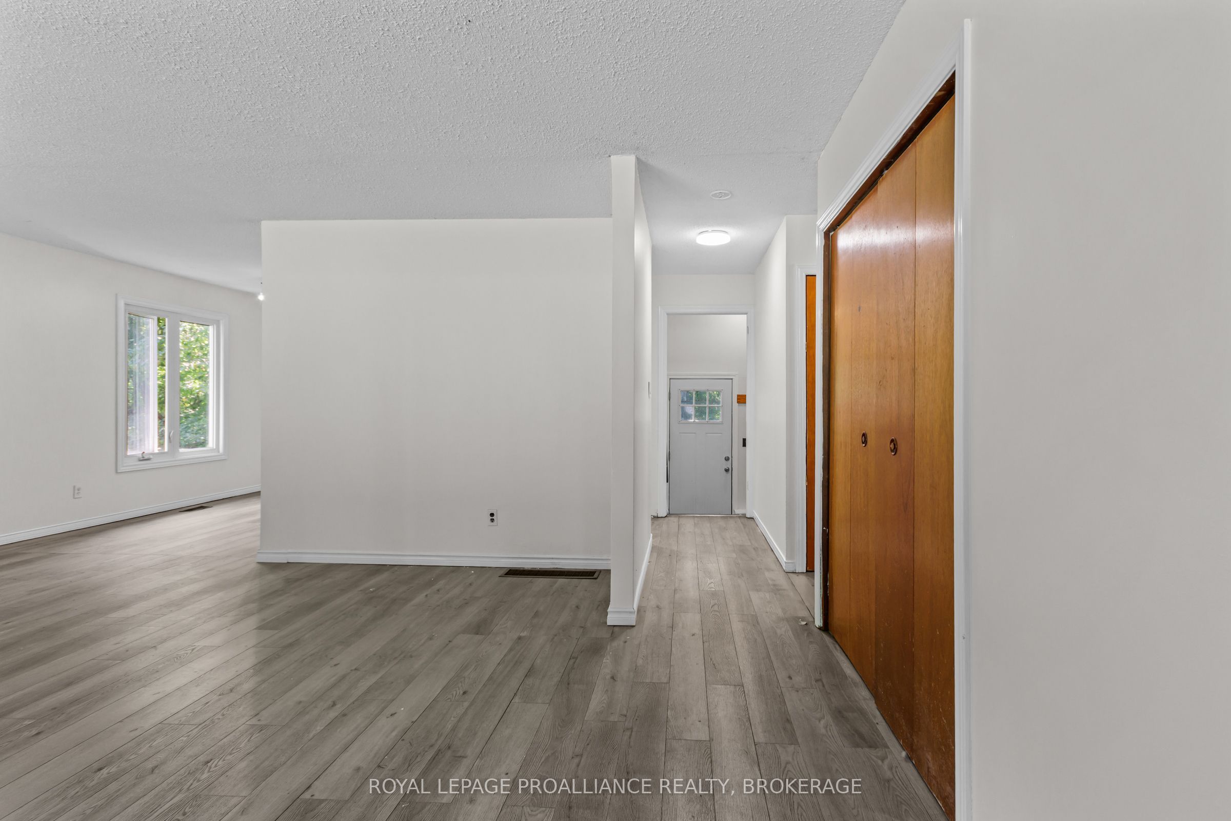 1837 Highway 2 Property Photo 5