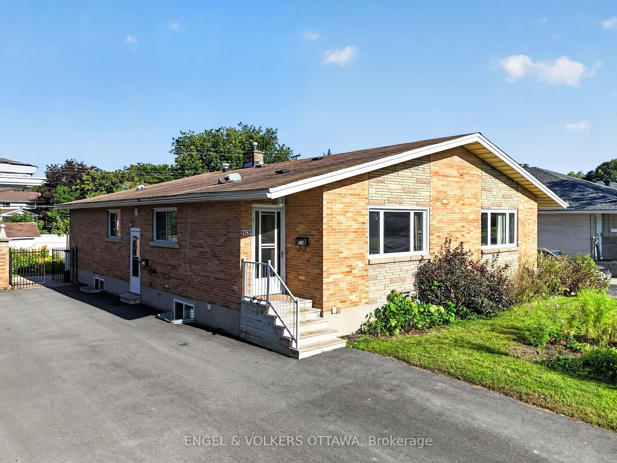 793 Trojan Avenue Property Photo 1