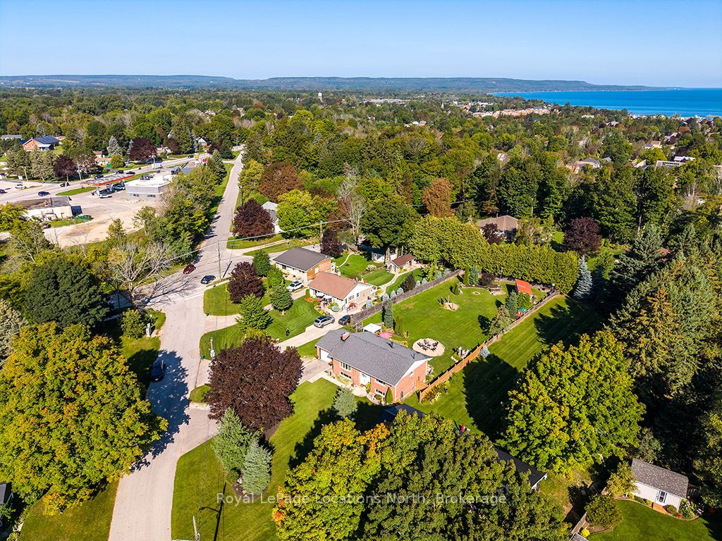 128 Montgomery Street Property Photo 4