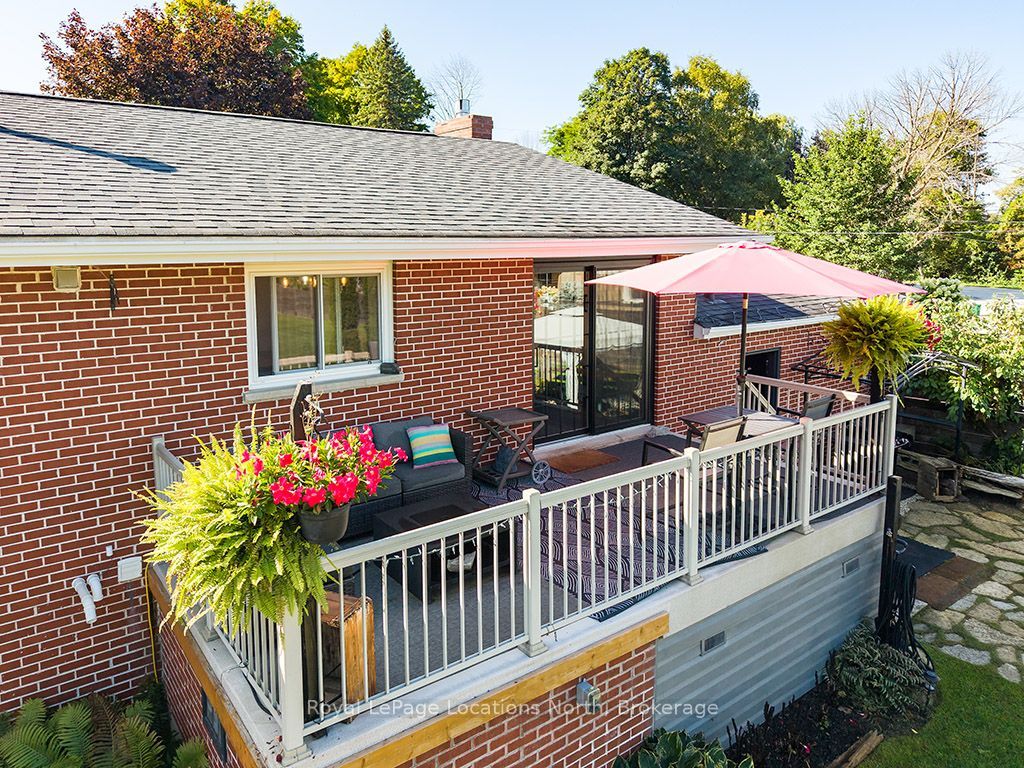 128 Montgomery Street Property Photo 26