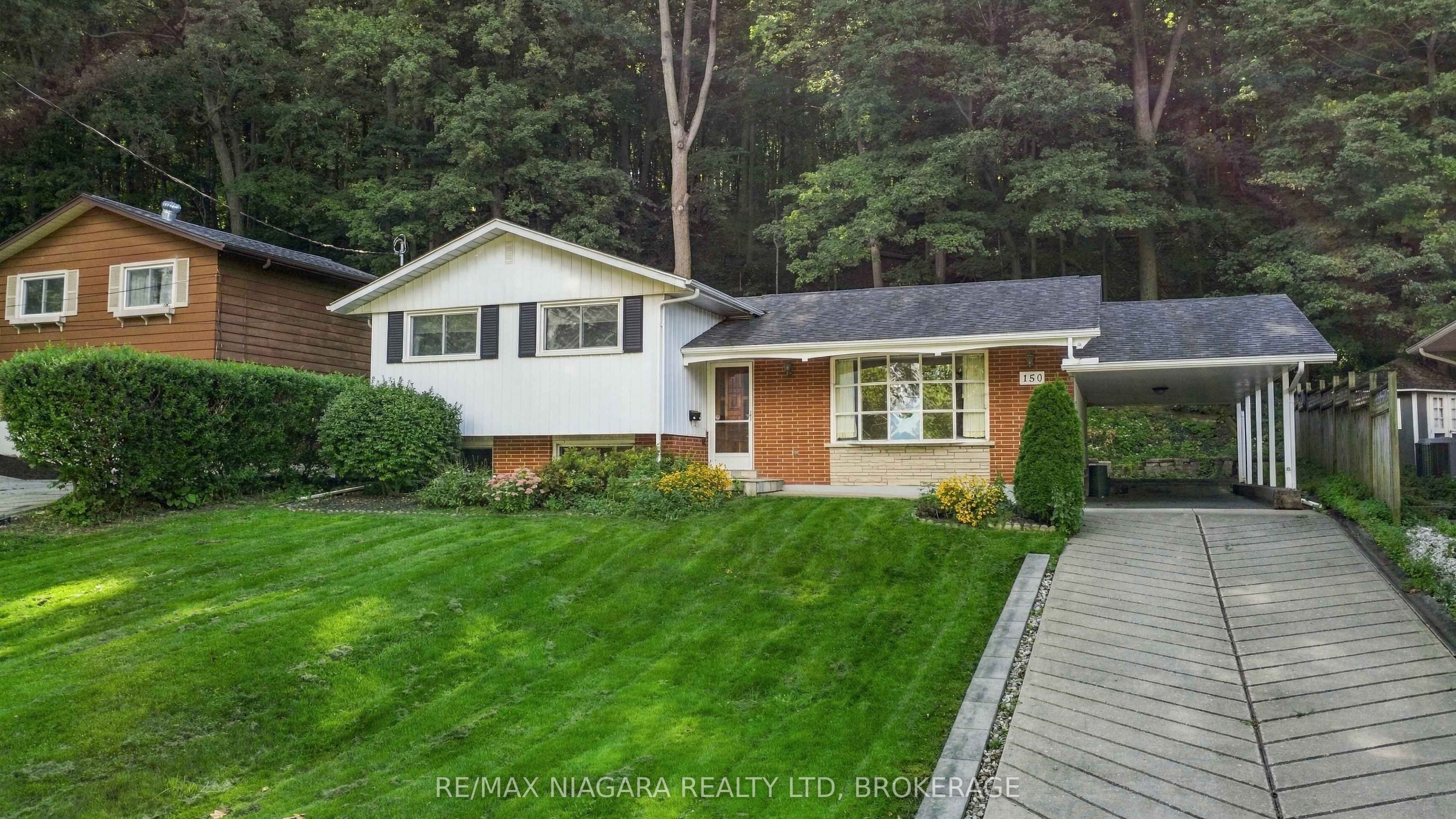 150 Woodside Drive Property Photo 1