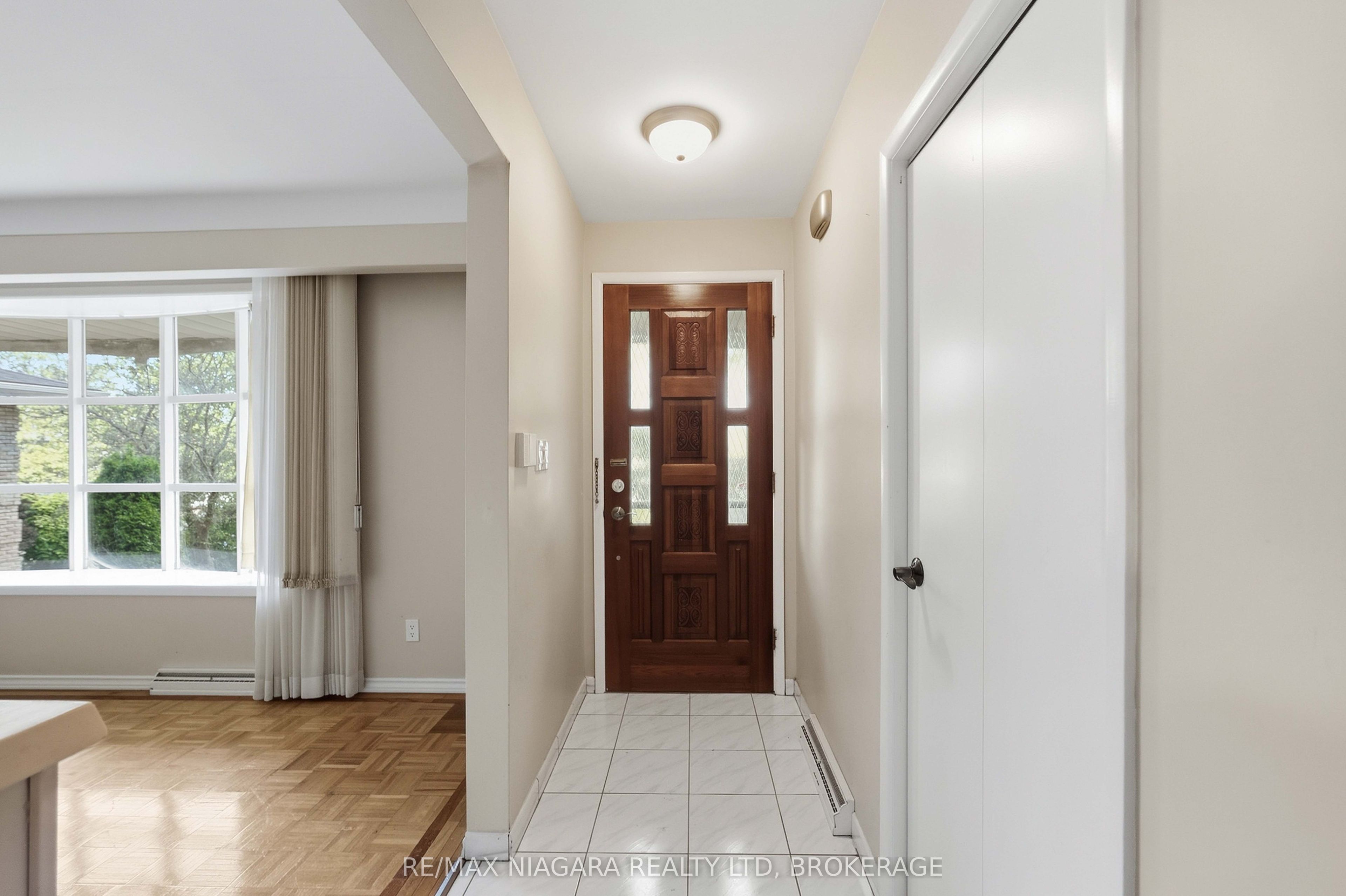 150 Woodside Drive Property Photo 3