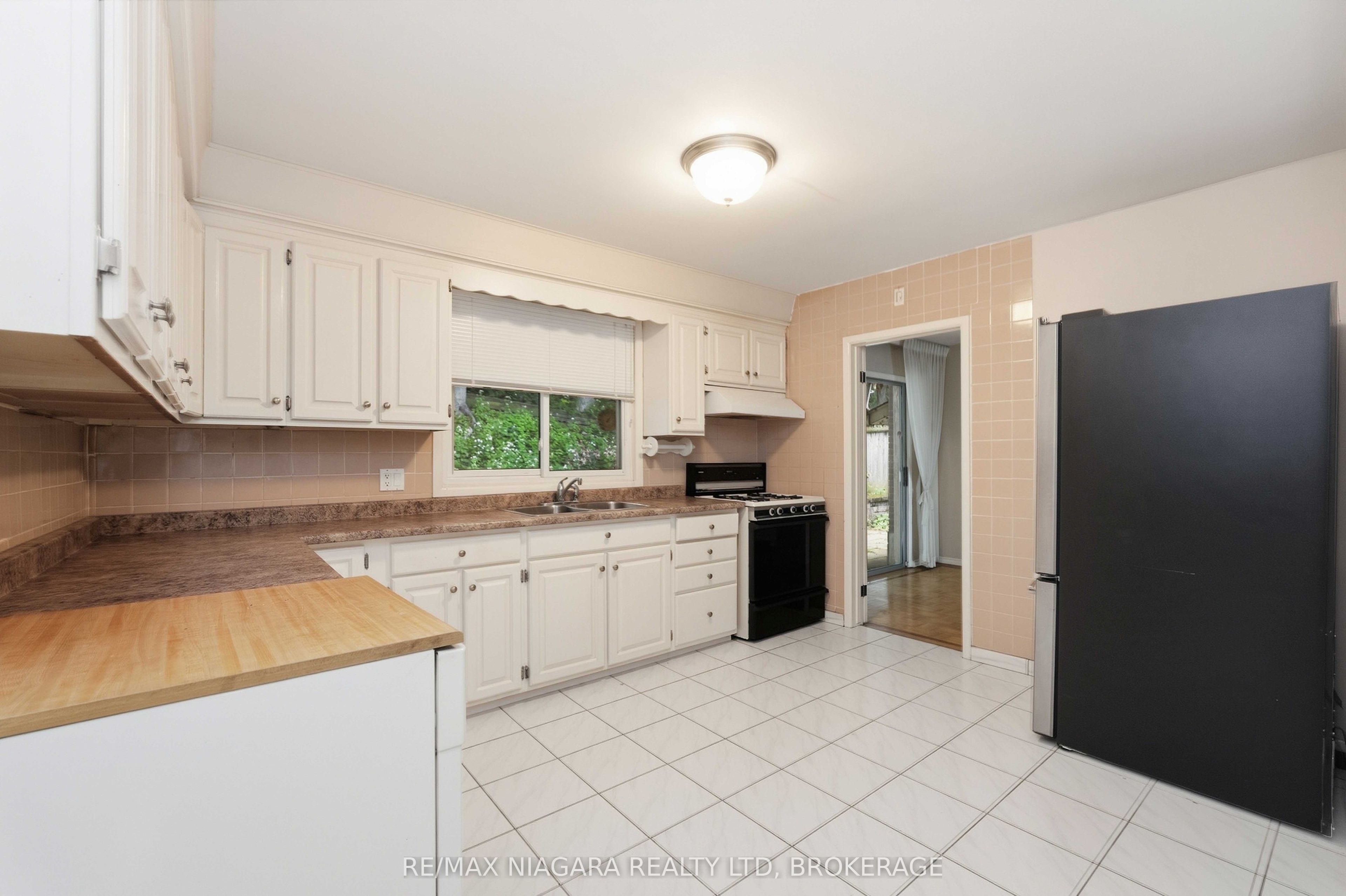150 Woodside Drive Property Photo 12