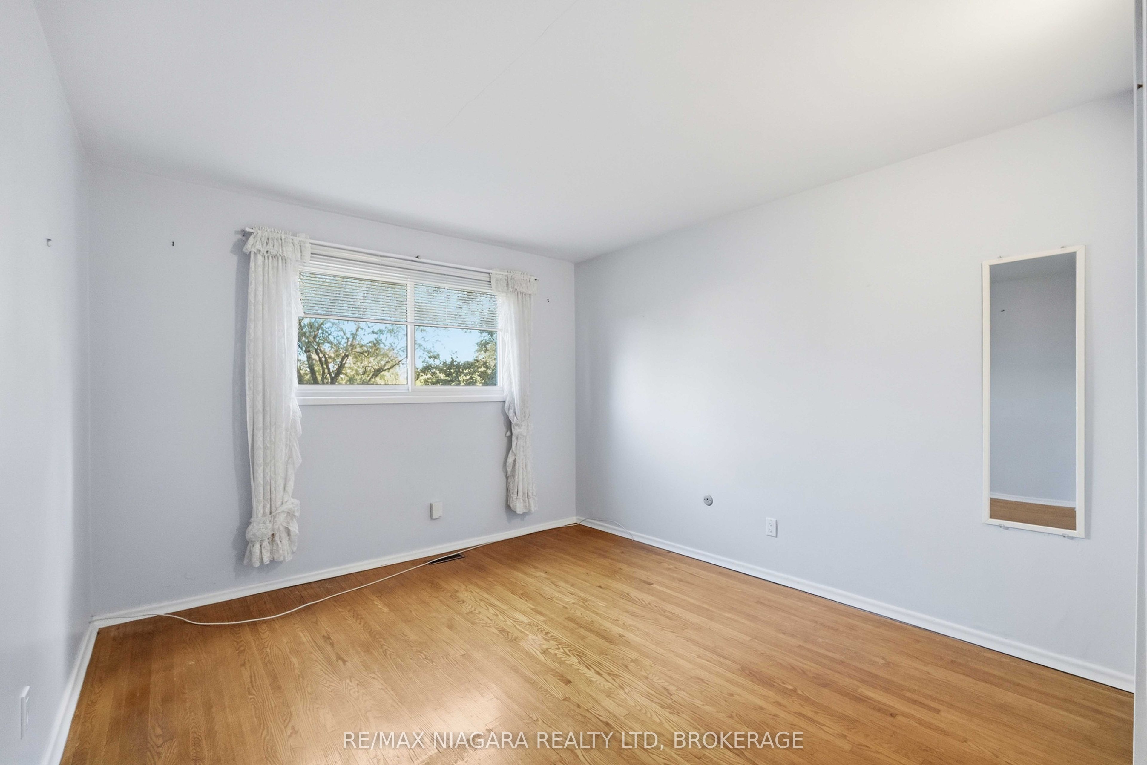 150 Woodside Drive Property Photo 16