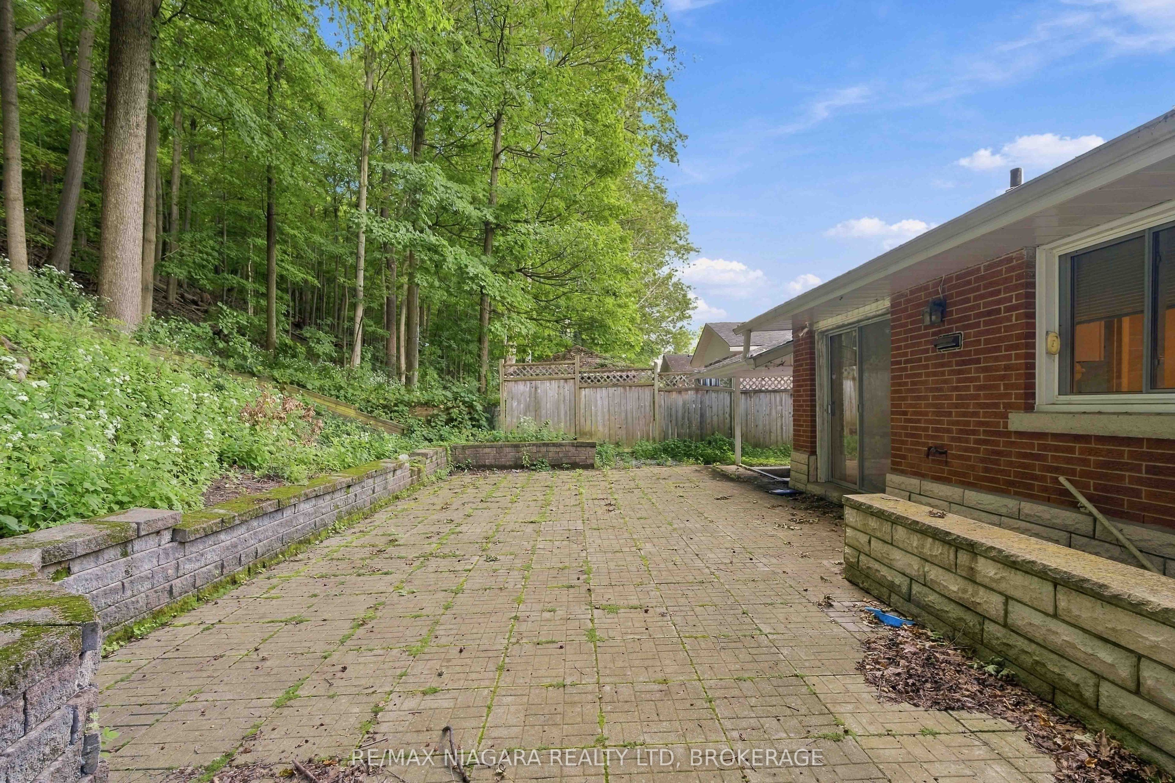 150 Woodside Drive Property Photo 31