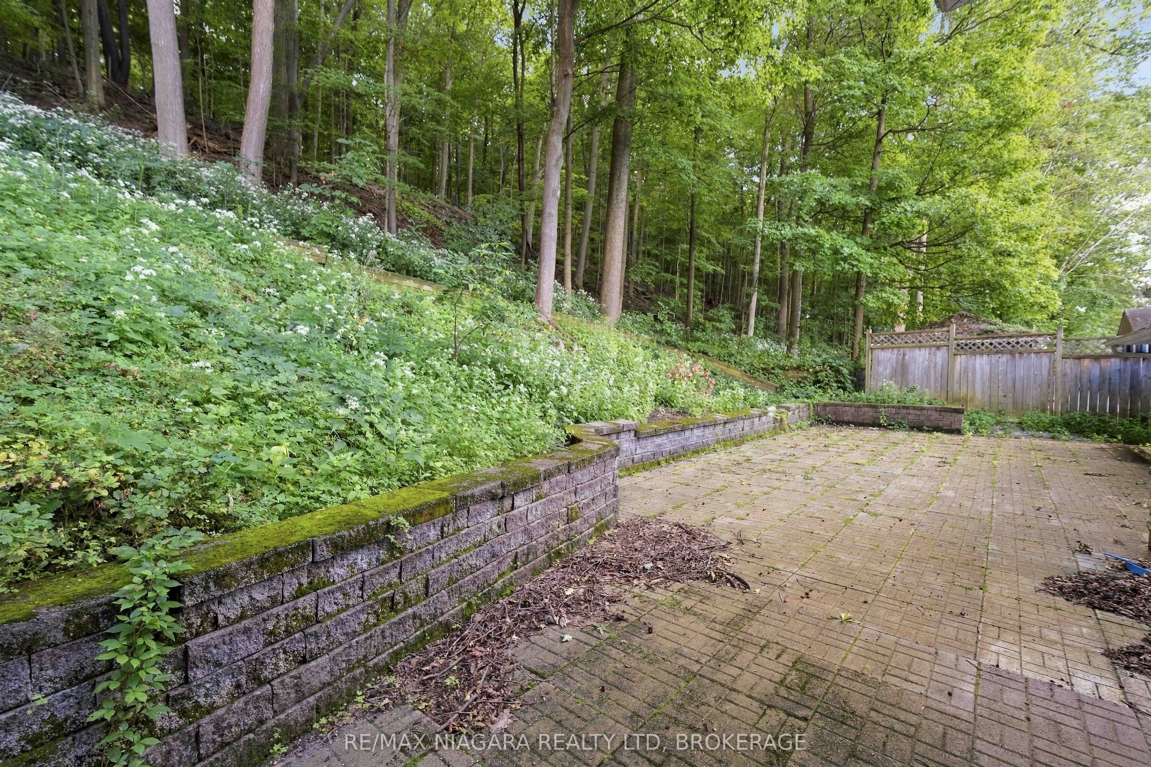 150 Woodside Drive Property Photo 32