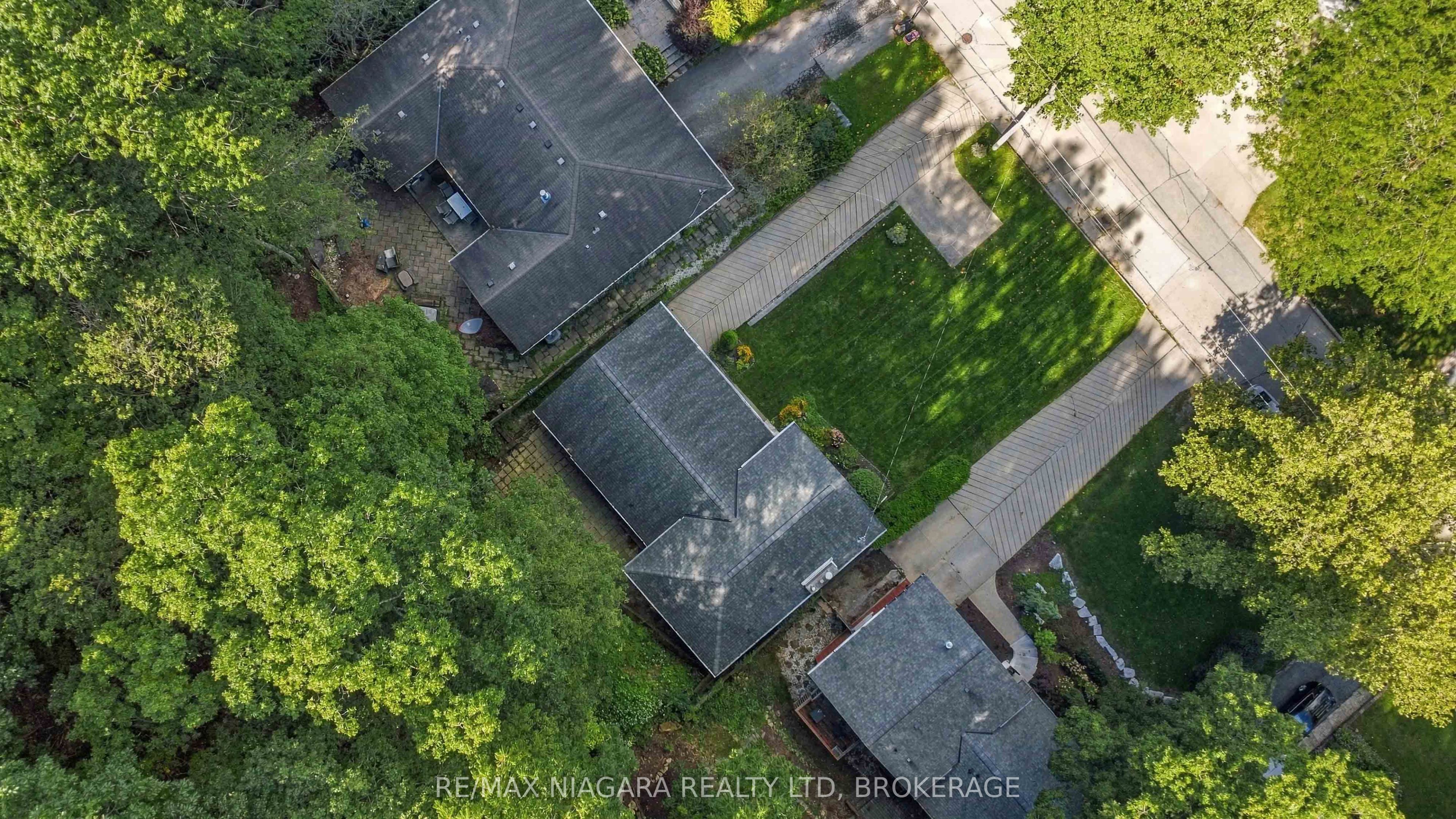 150 Woodside Drive Property Photo 33