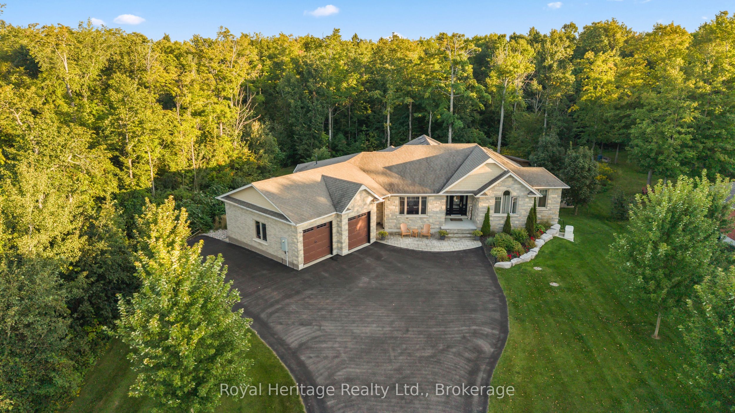 987 Sharpe Line Property Photo 2