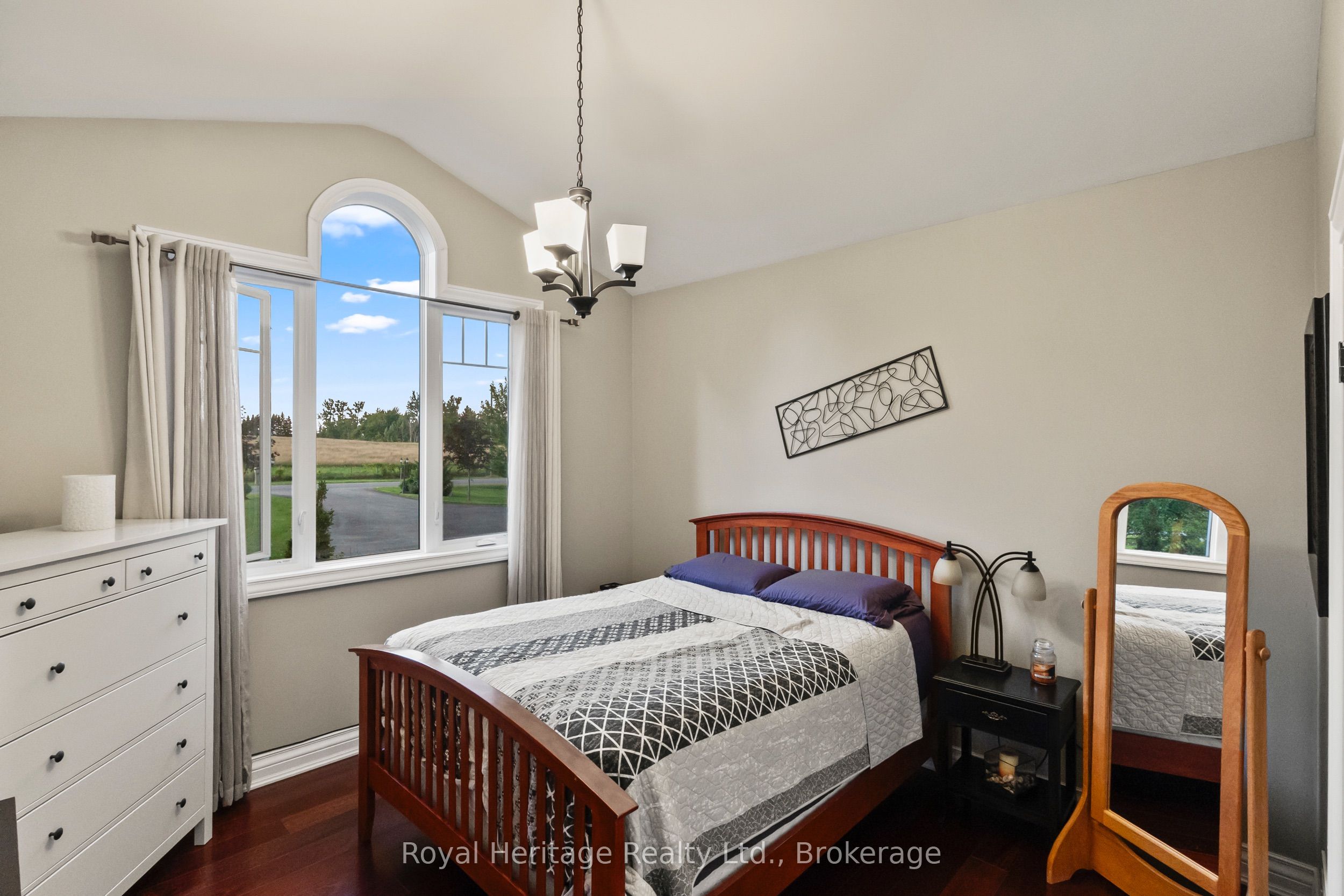 987 Sharpe Line Property Photo 24