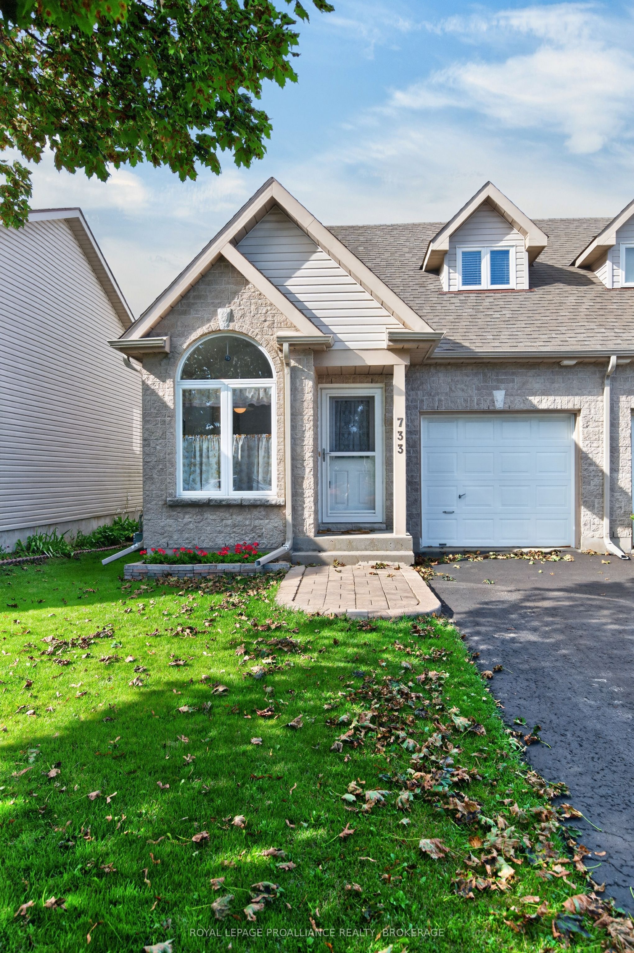733 Shires Way