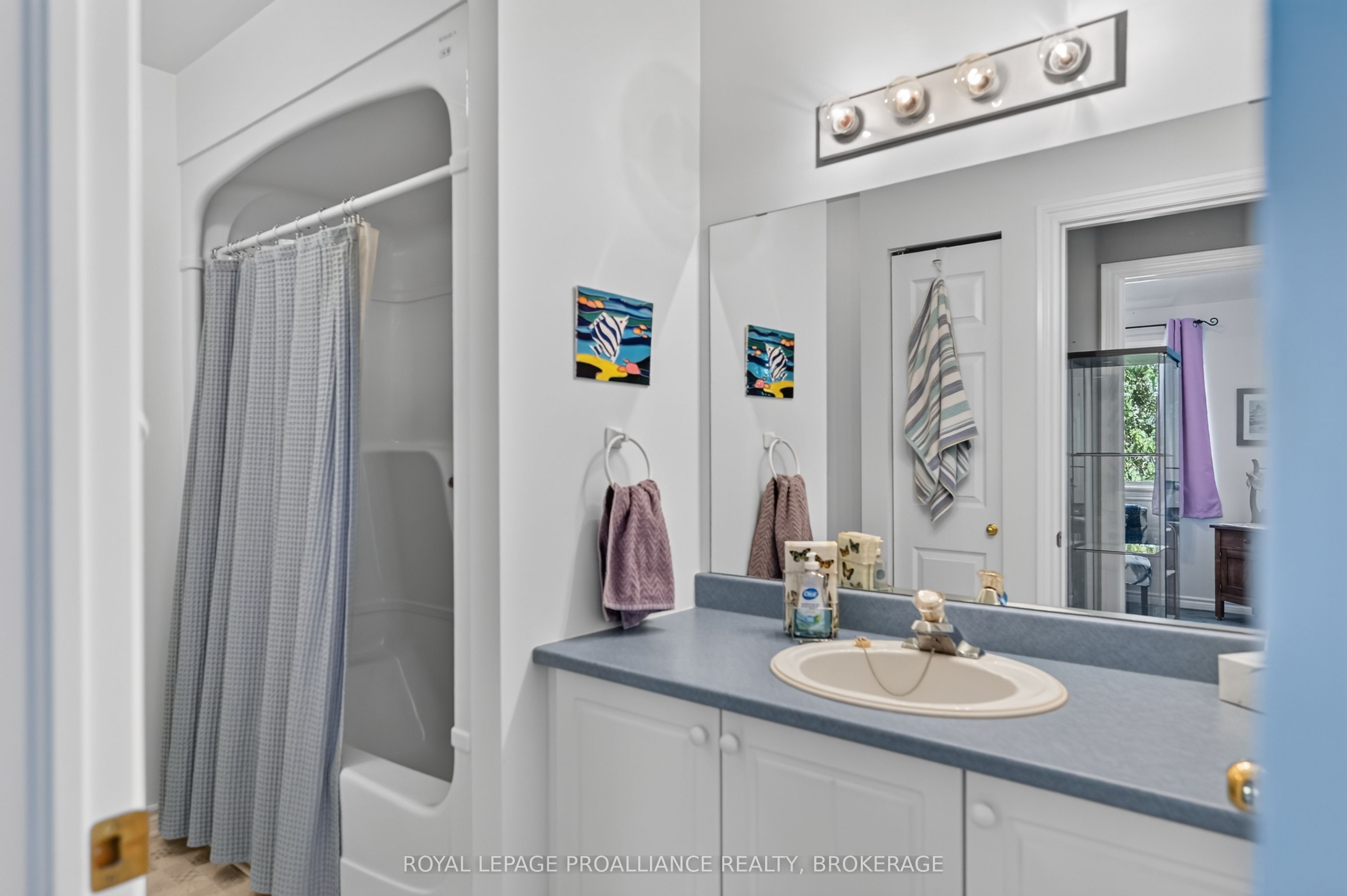 733 Shires Way Property Photo 11