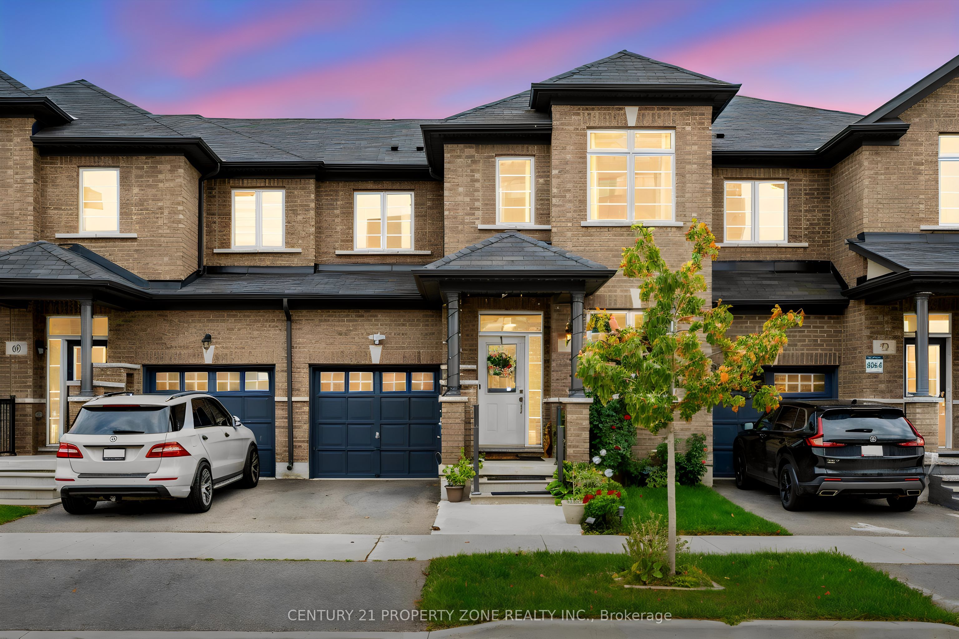 71 Riverwalk Drive Property Photo 1
