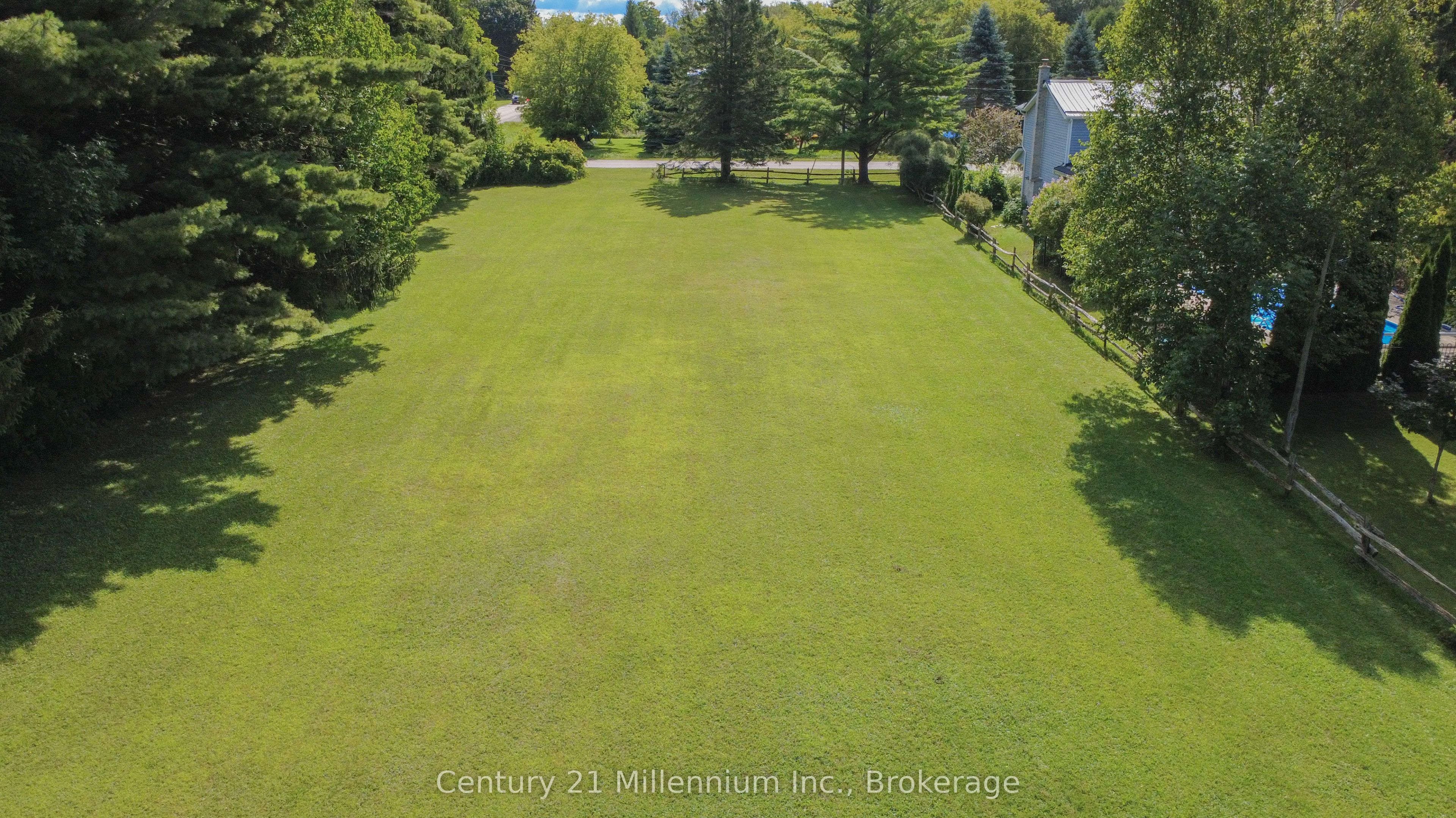 256 Anglesia Street N Property Photo 13