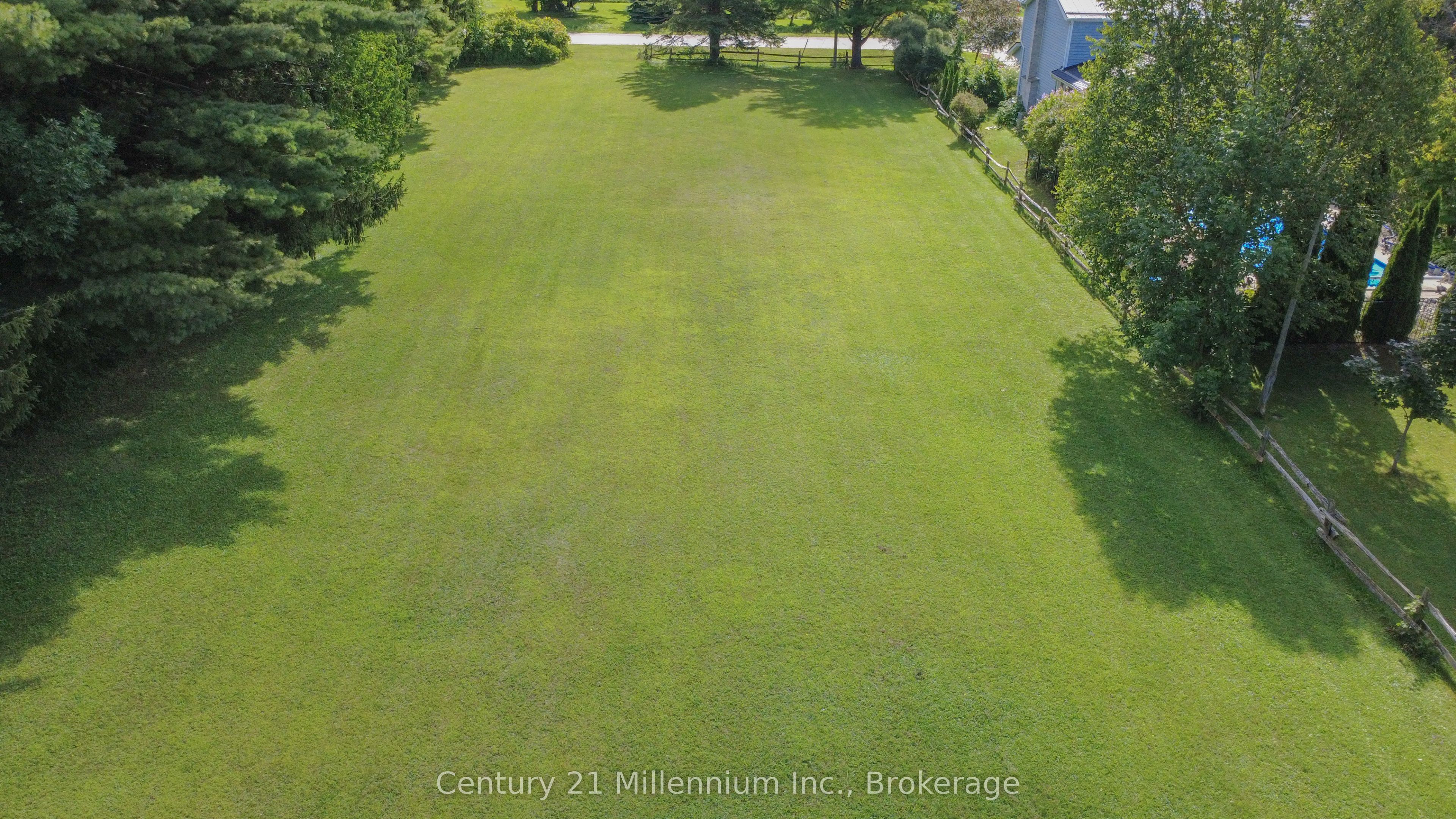 256 Anglesia Street N Property Photo 14