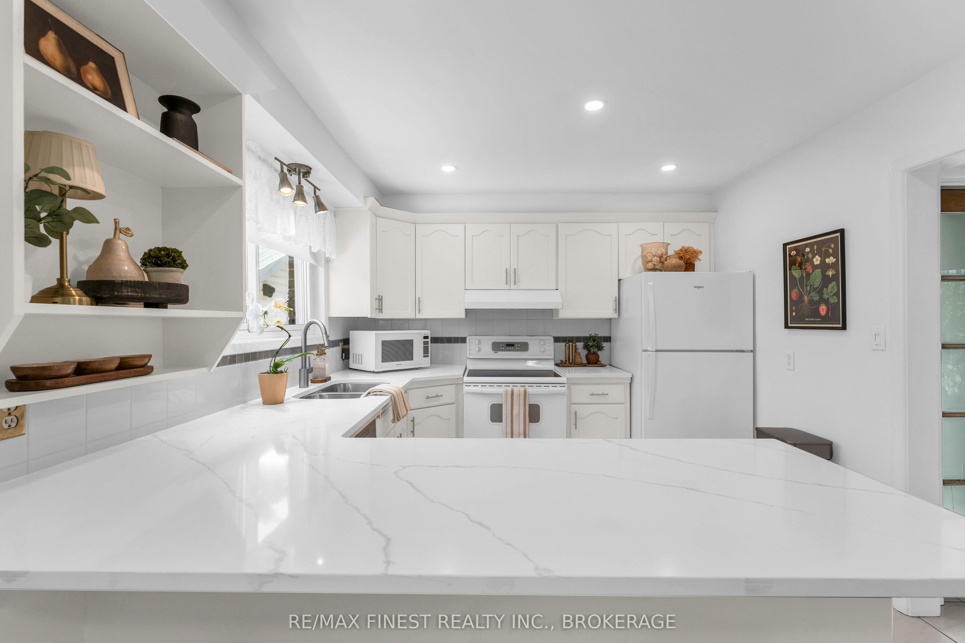 330 Meadowcrest Road Property Photo 10
