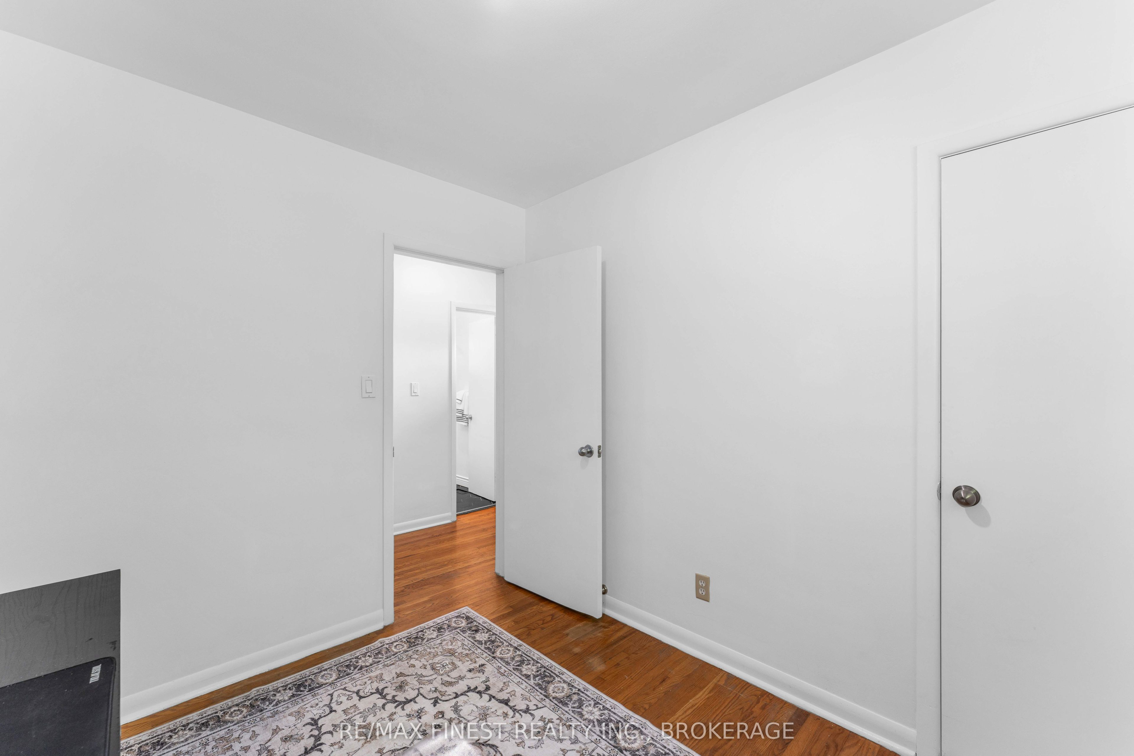 330 Meadowcrest Road Property Photo 32
