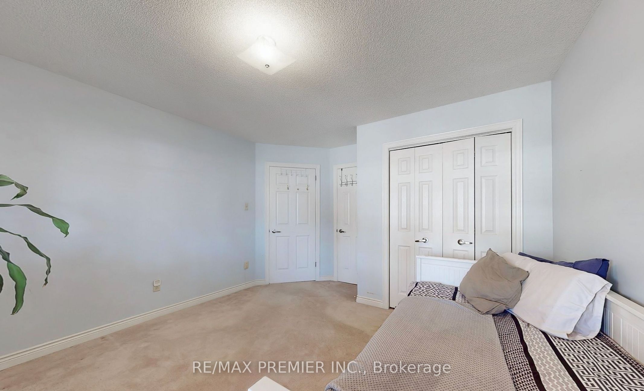 9 Wentworth Drive 13 Property Photo 18
