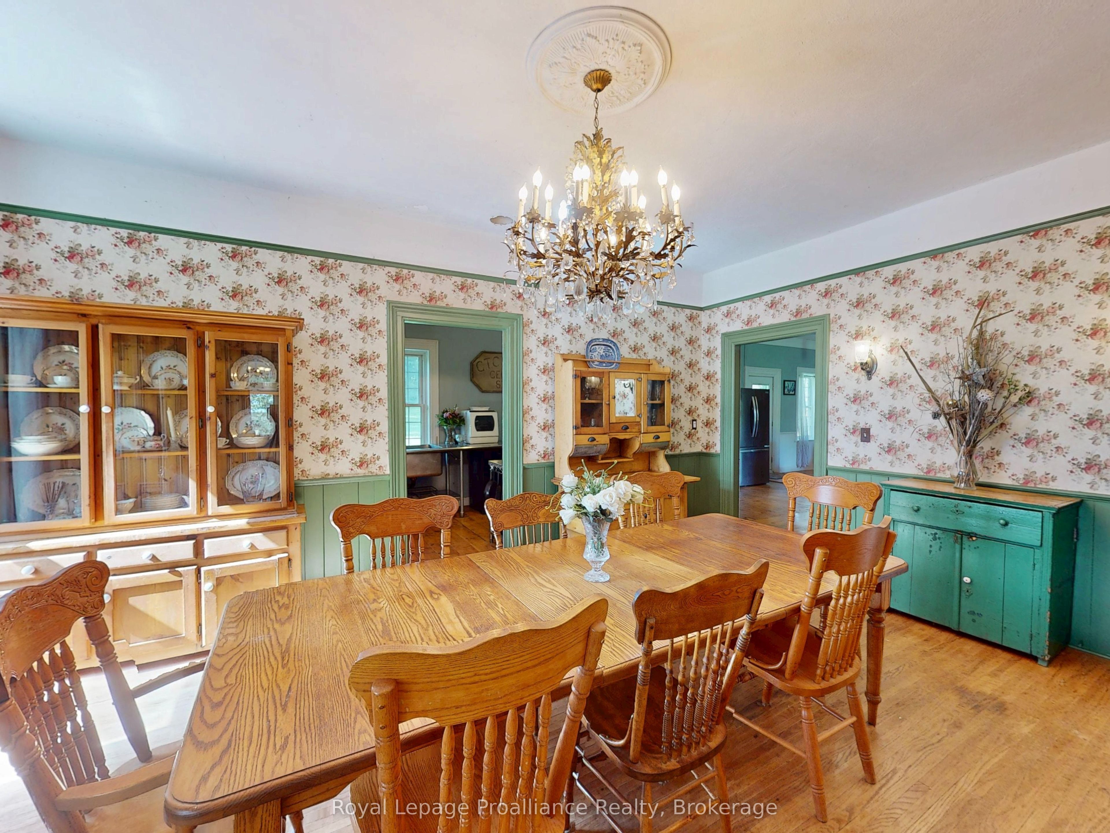 729 Foxboro-stirling Road Property Photo 12