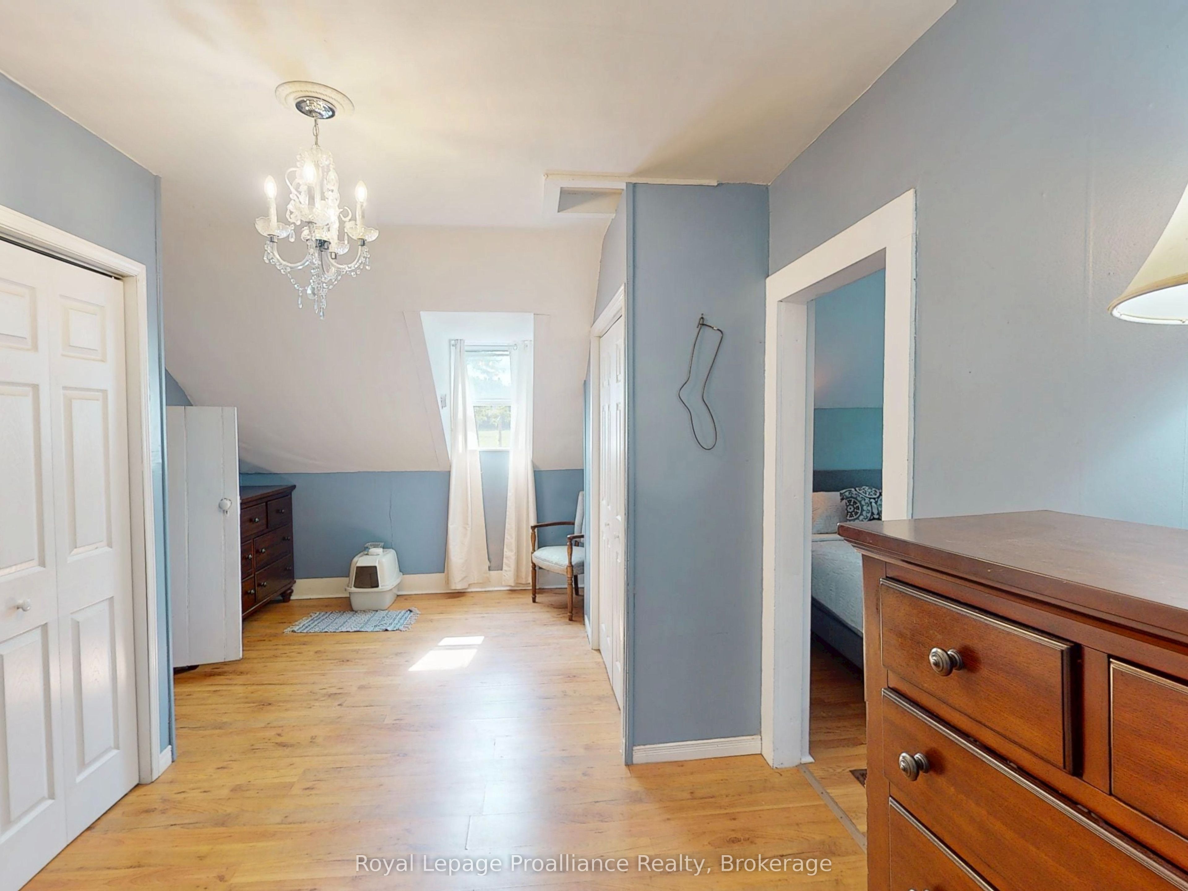 729 Foxboro-stirling Road Property Photo 27