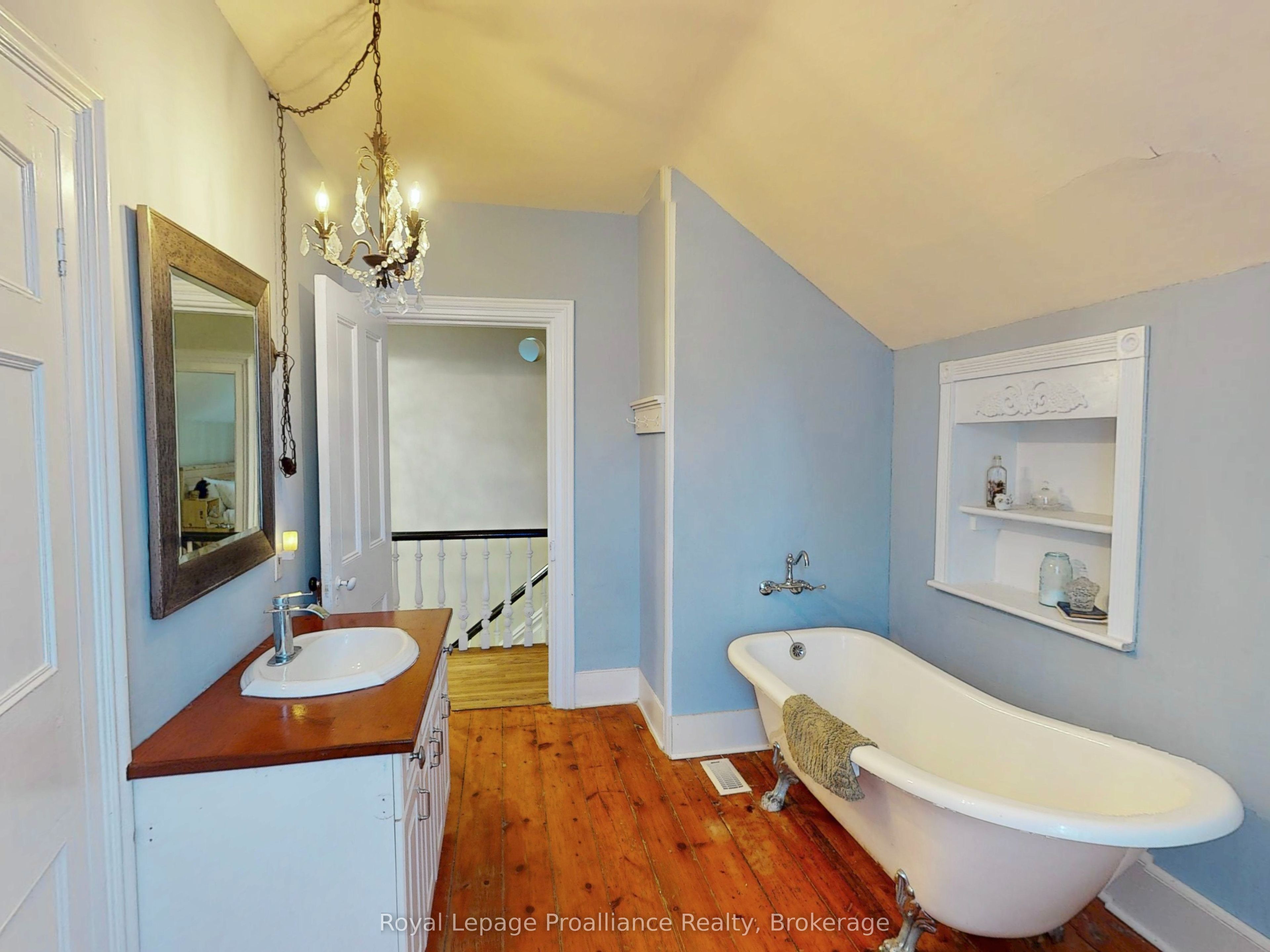 729 Foxboro-stirling Road Property Photo 31