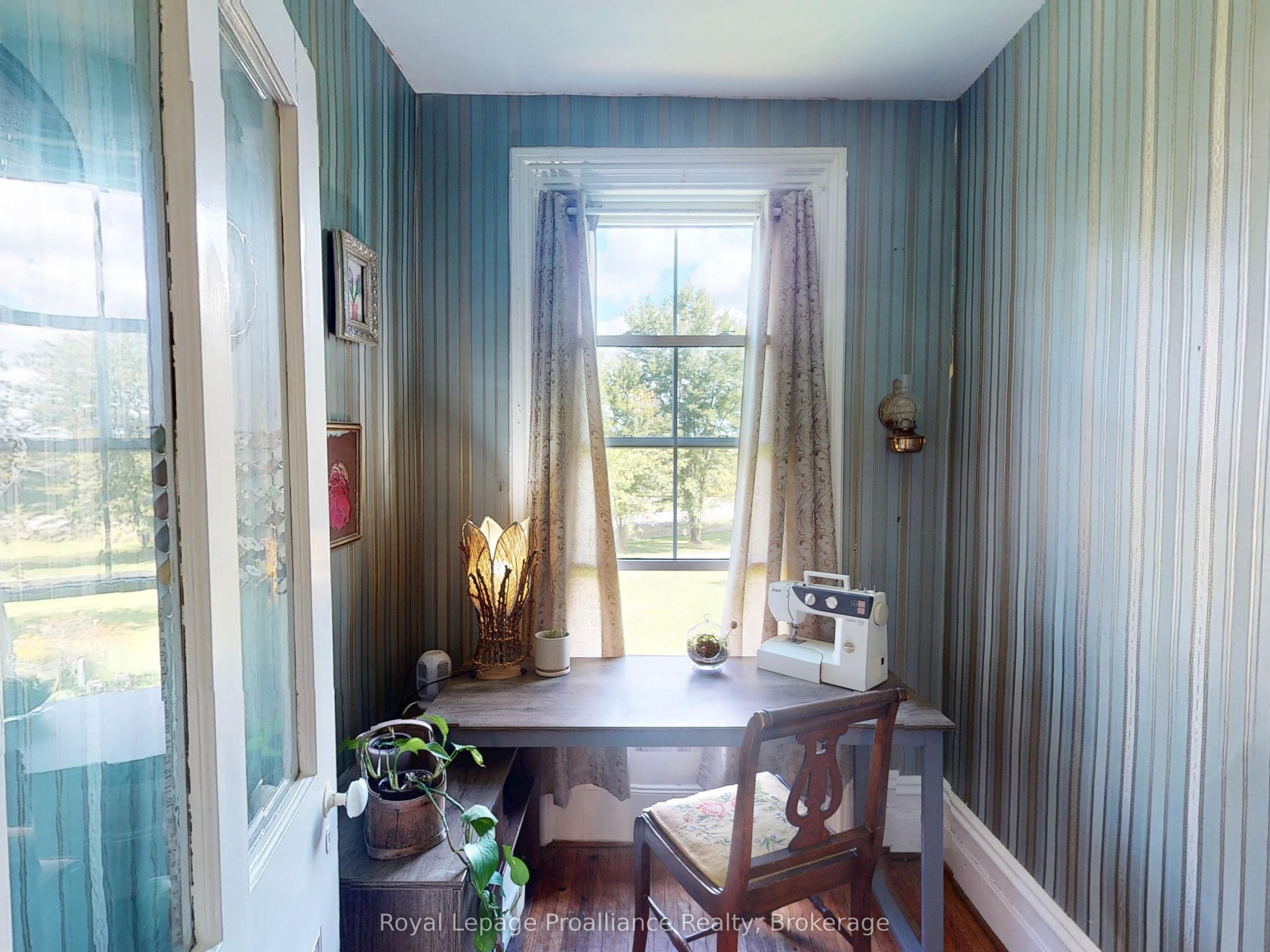 729 Foxboro-stirling Road Property Photo 34