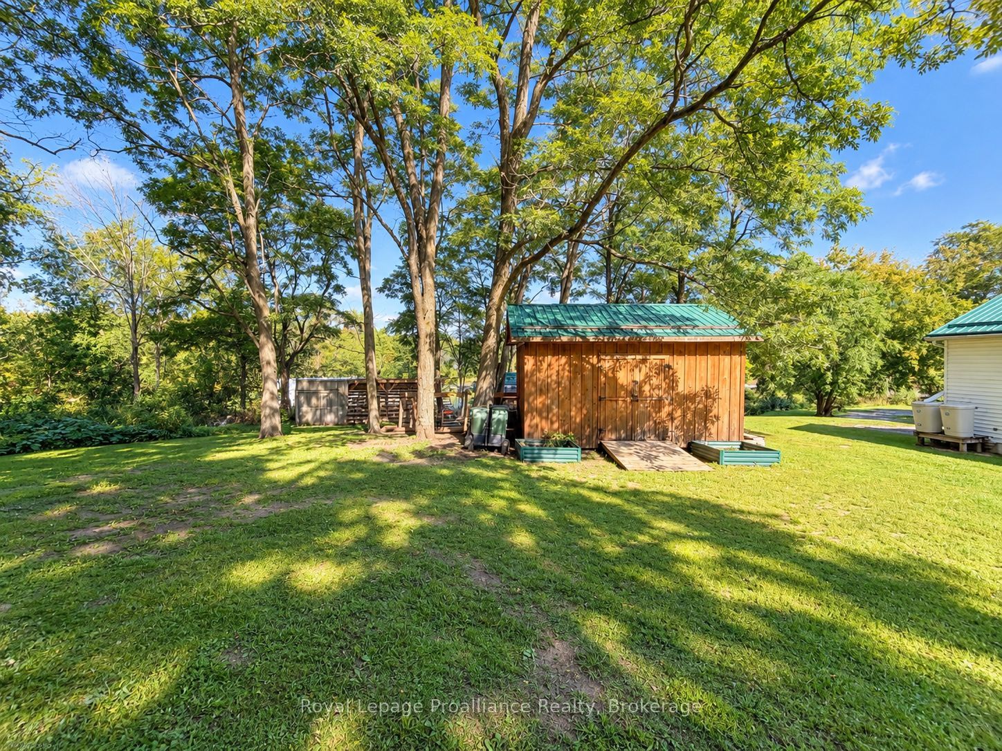 729 Foxboro-stirling Road Property Photo 42