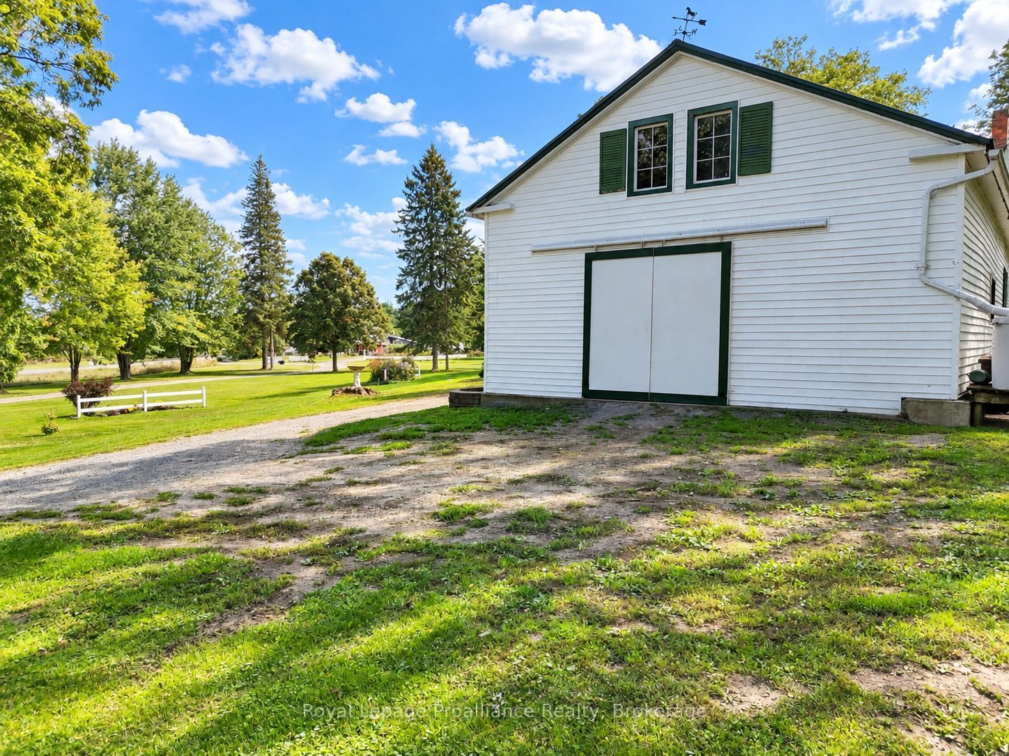 729 Foxboro-stirling Road Property Photo 43