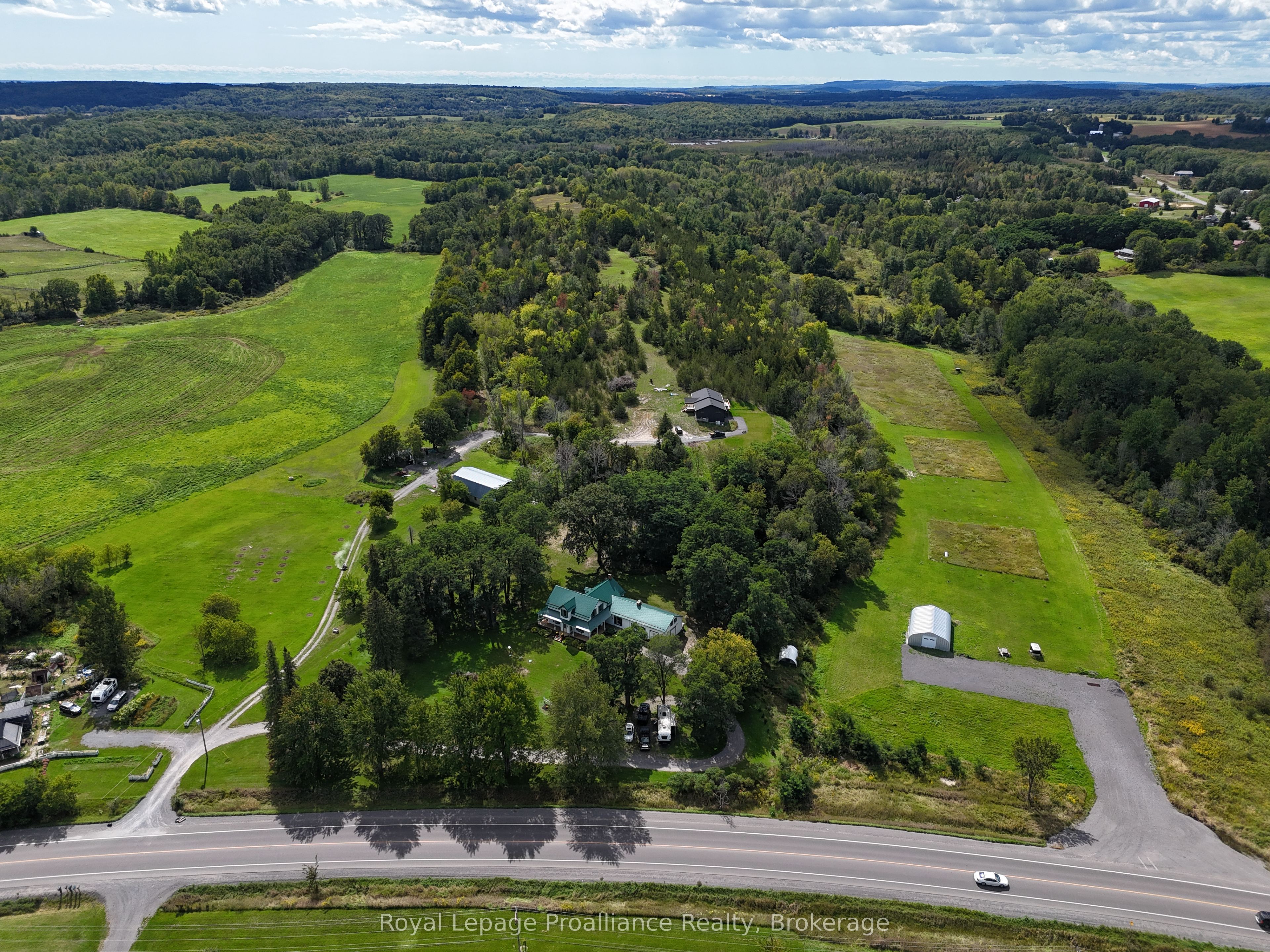 729 Foxboro-stirling Road Property Photo 47
