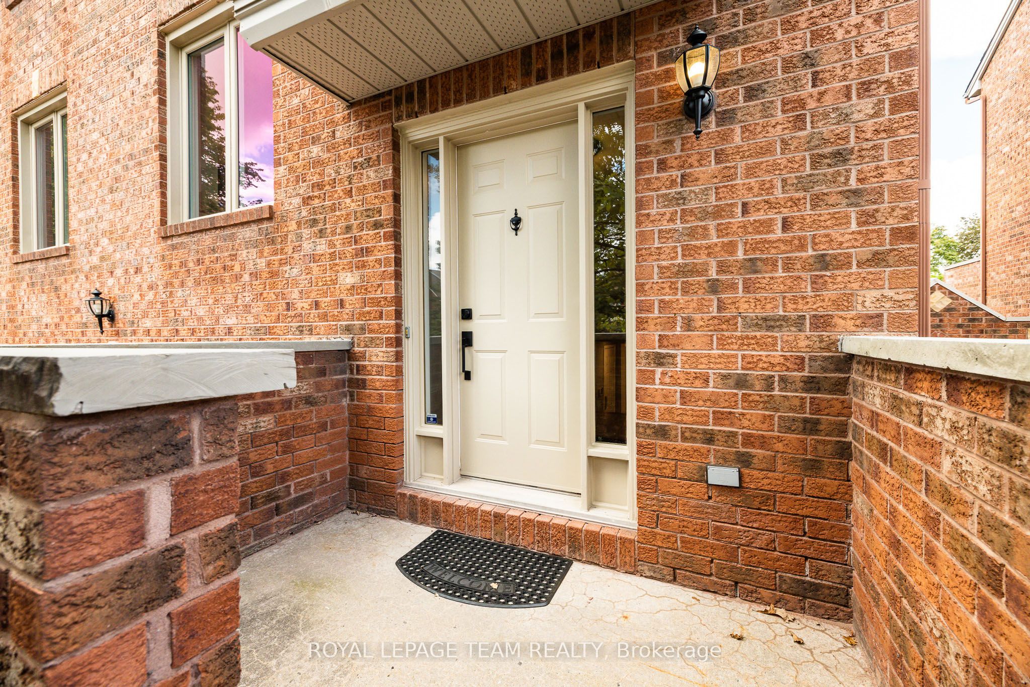 17 Catherwood Court Property Photo 3