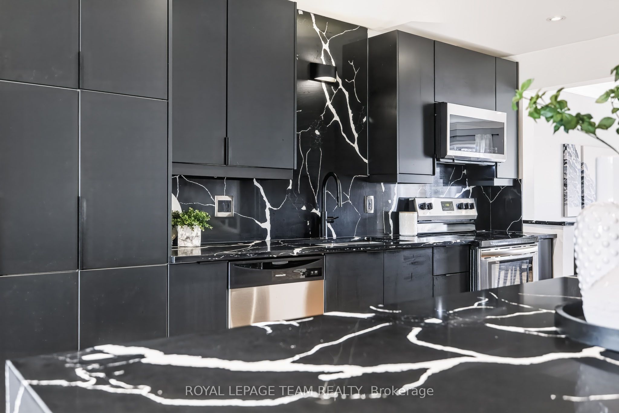 17 Catherwood Court Property Photo 15
