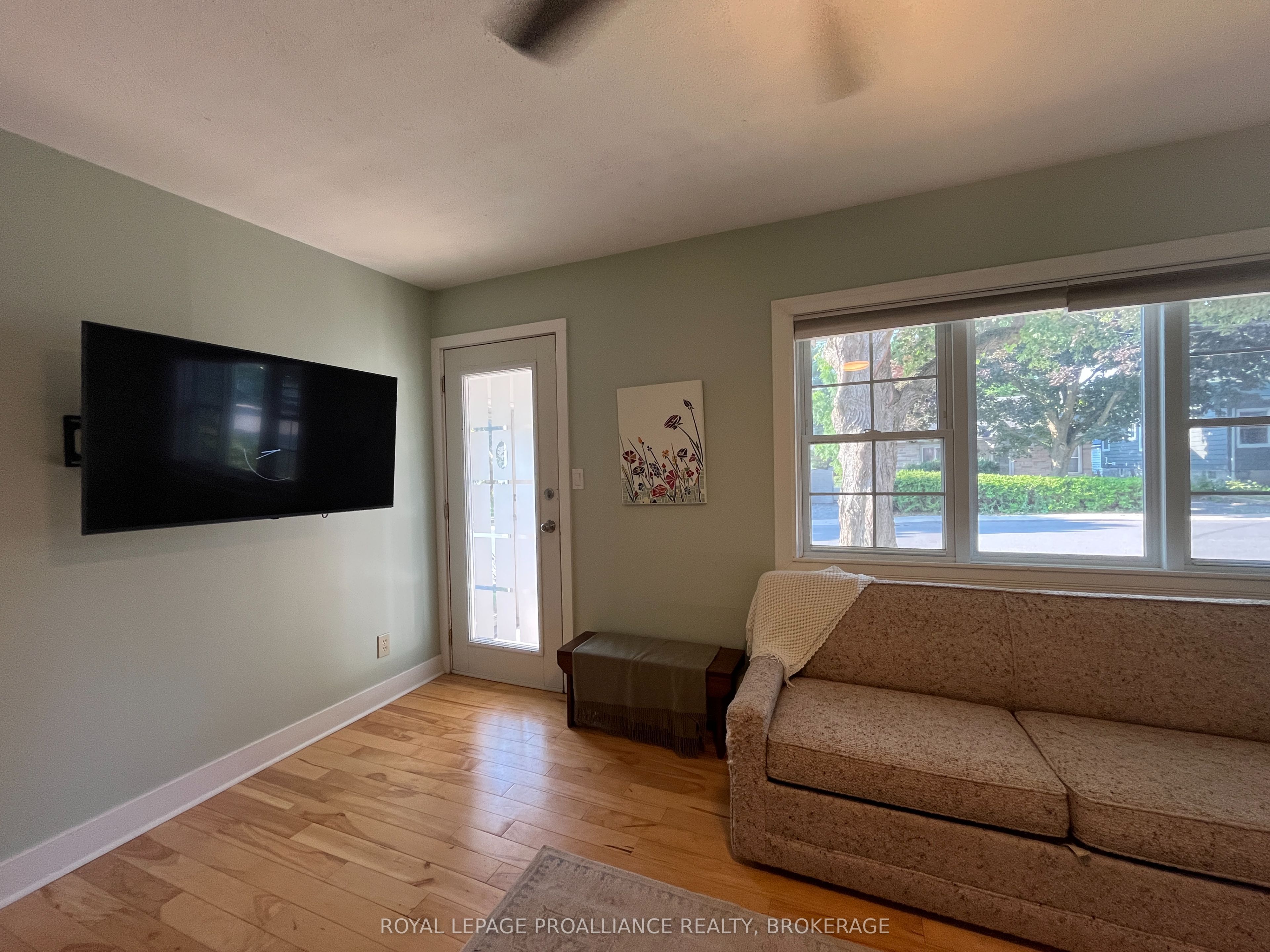 7 Third Avenue Property Photo 9
