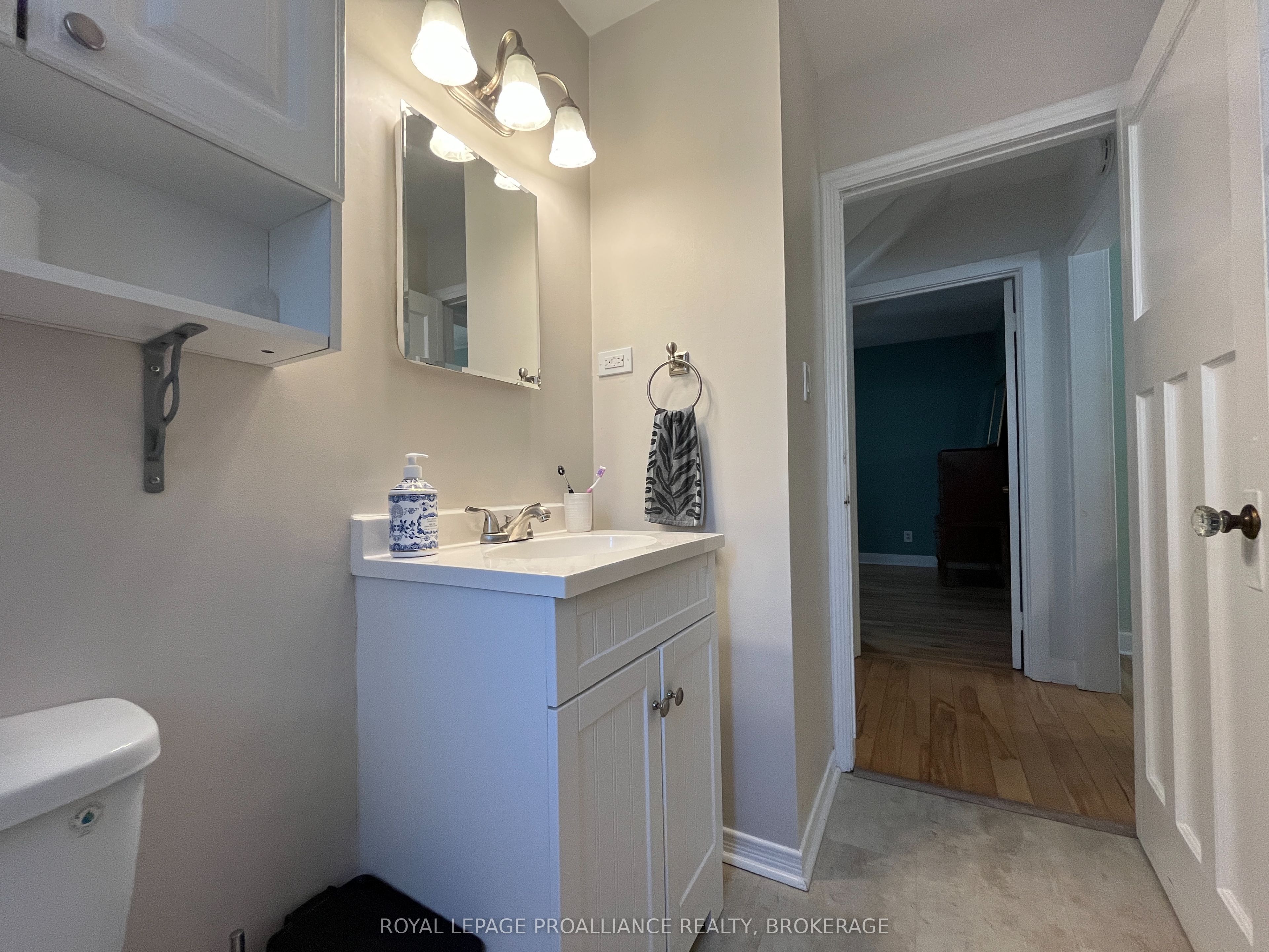7 Third Avenue Property Photo 16