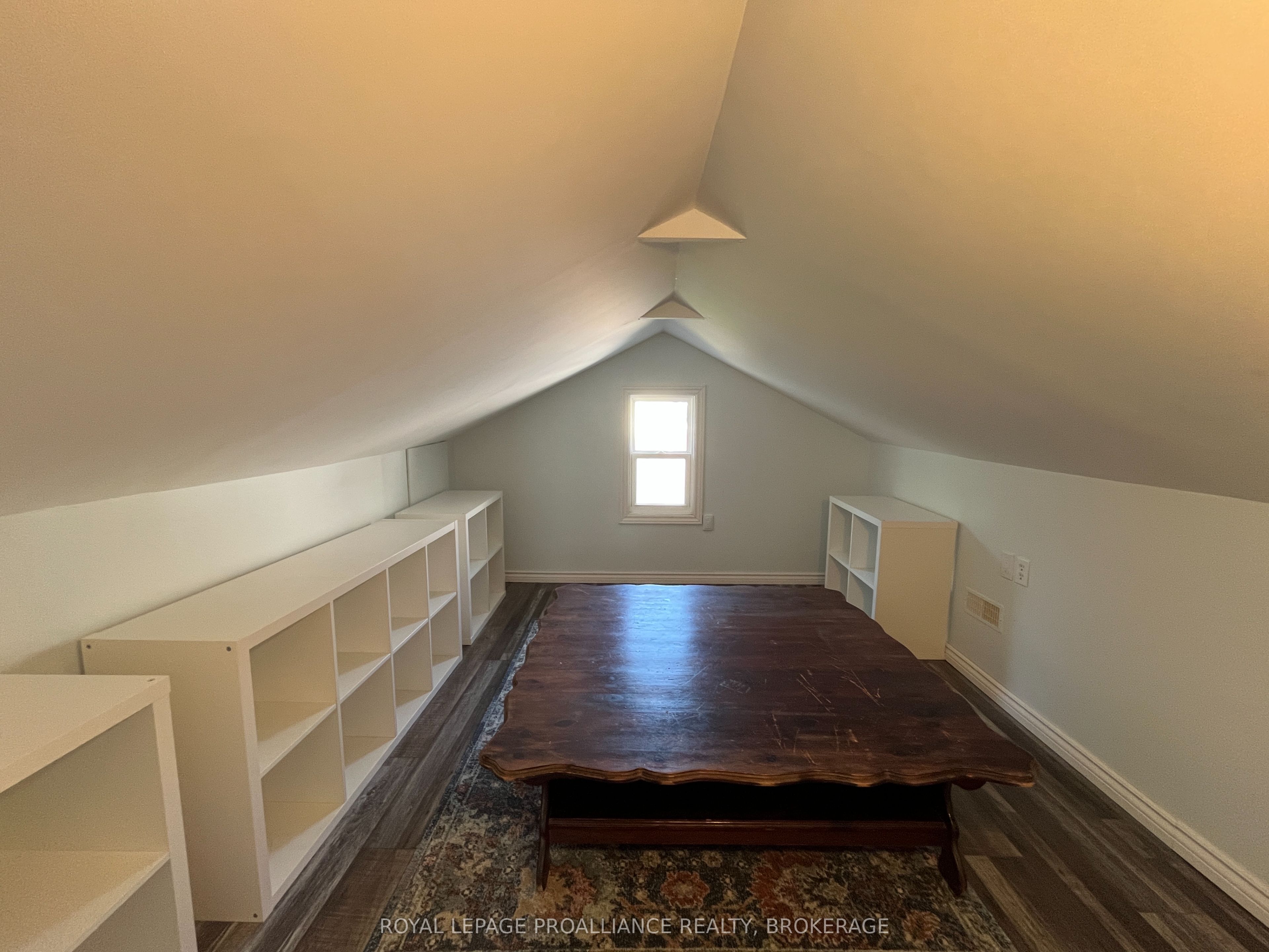 7 Third Avenue Property Photo 32
