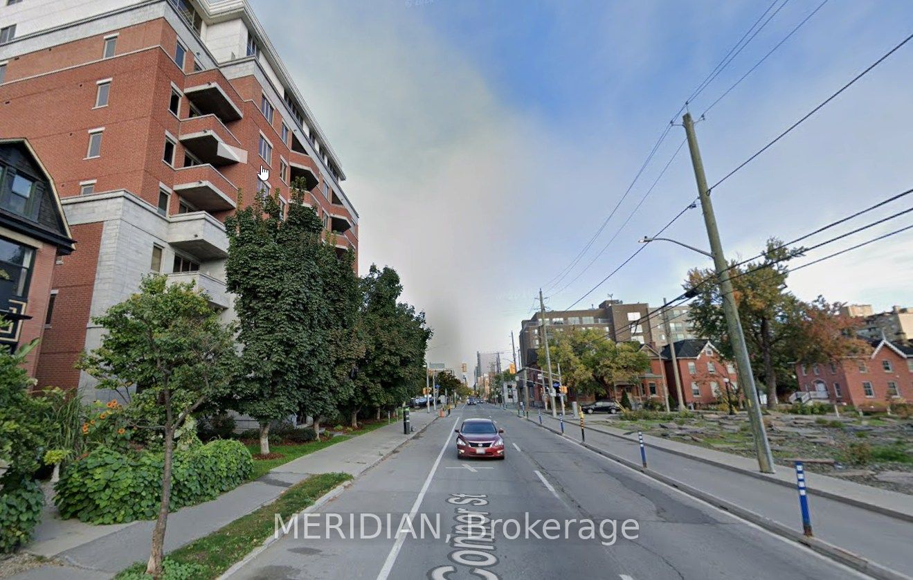 318 Mcleod Street Property Photo 4