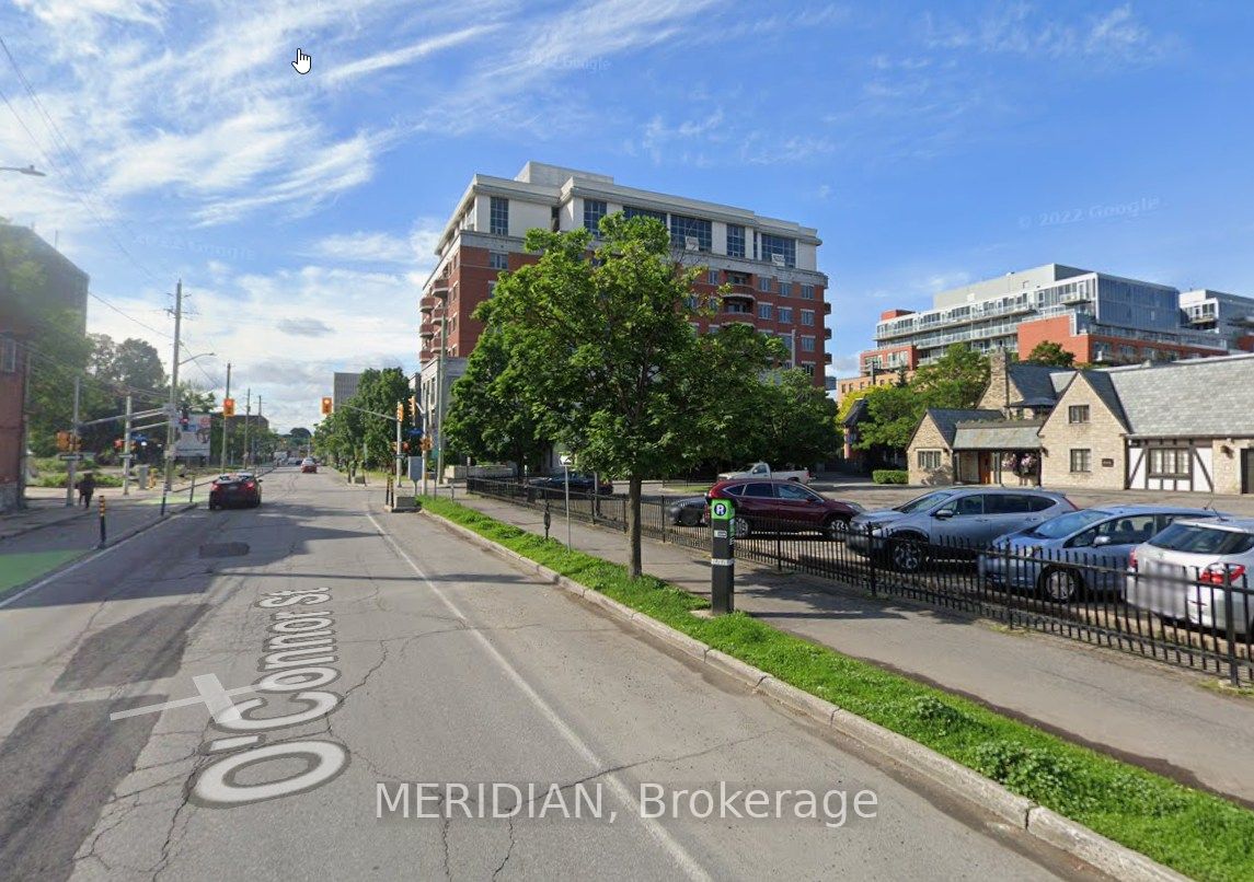 318 Mcleod Street Property Photo 5