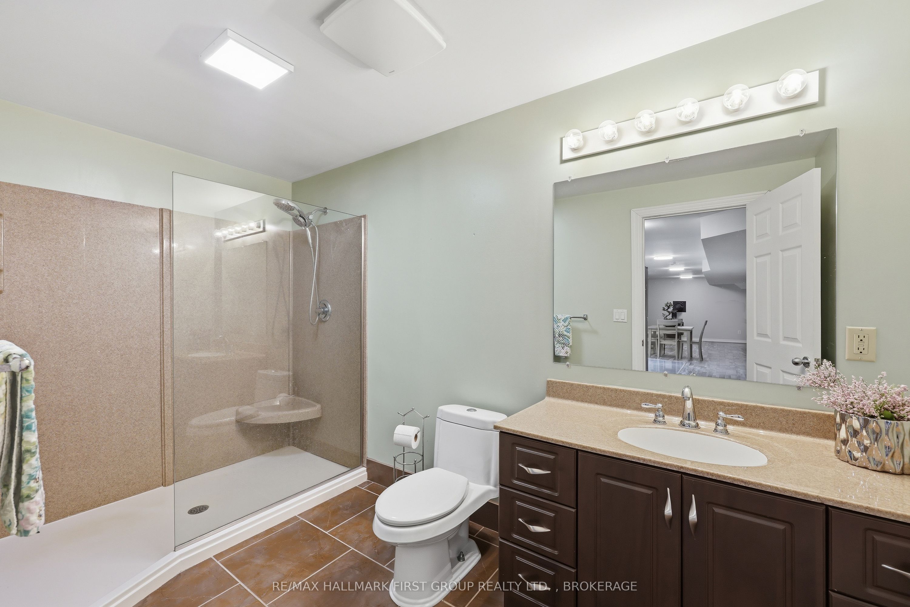 2723 Desert Lake Road Property Photo 38